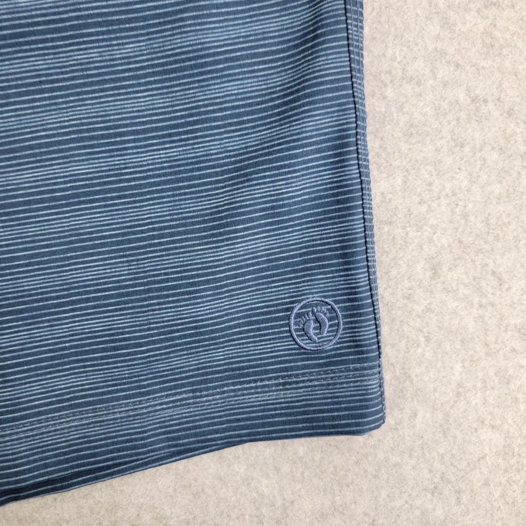 Hang Ten HANG TEN Shorts Mens 38 Lightweight Stretch Quick Dry Blue Bermuda Board Drawstring Casual Regular Plastic? Size US 38 / EU 54 - 3 Thumbnail