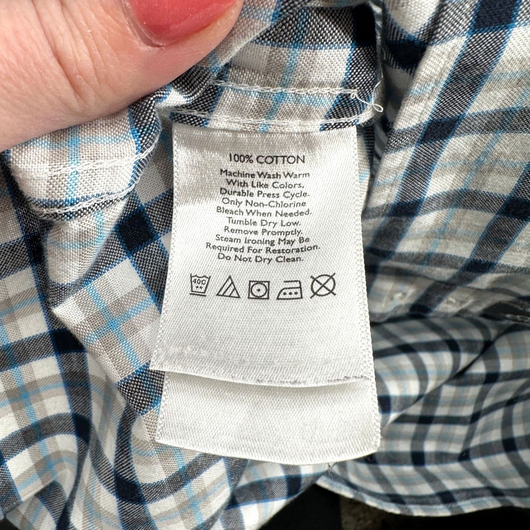 Eddie Bauer Eddie Bauer Mens 2XL Plaid Button-Down Shirt Wrinkle Free Relaxed Fit Navy Grey Size US XXL / EU 58 / 5 - 3 Thumbnail