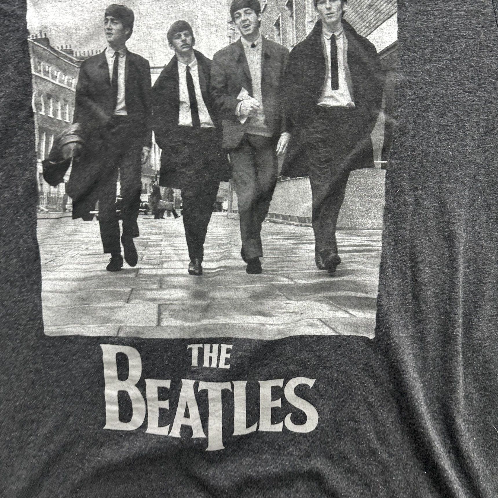 Vintage VINTAGE The Beatles Shirt Mens L Abbey Walking Photo Graphic Band T-Shirt Tee Music Size US L / EU 52-54 / 3 - 3 Thumbnail
