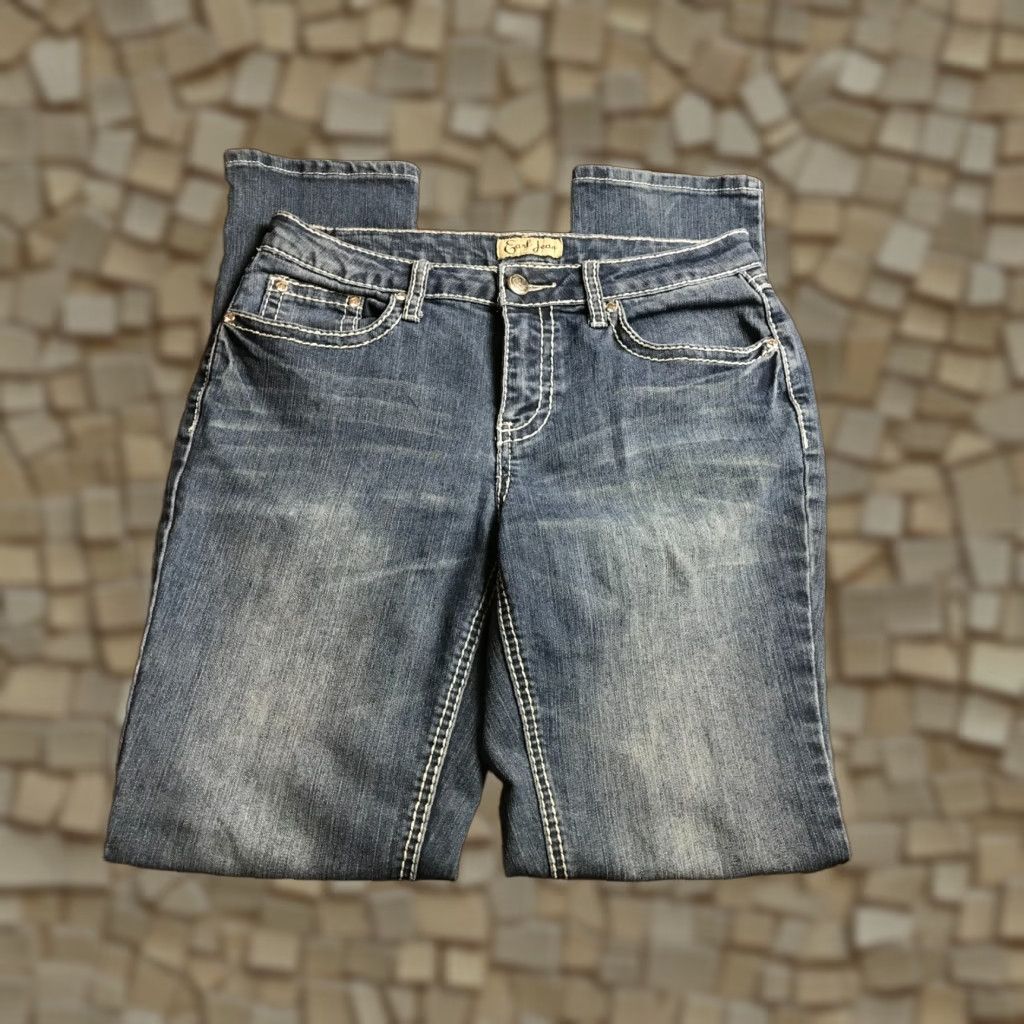 Vintage Earl Jean Jeans Women's Size 8 Blue Denim Jeweled Straight Leg Pockets Mid Rise Regular Fit Size 30" / US 8 / IT 44 - 1 Thumbnail