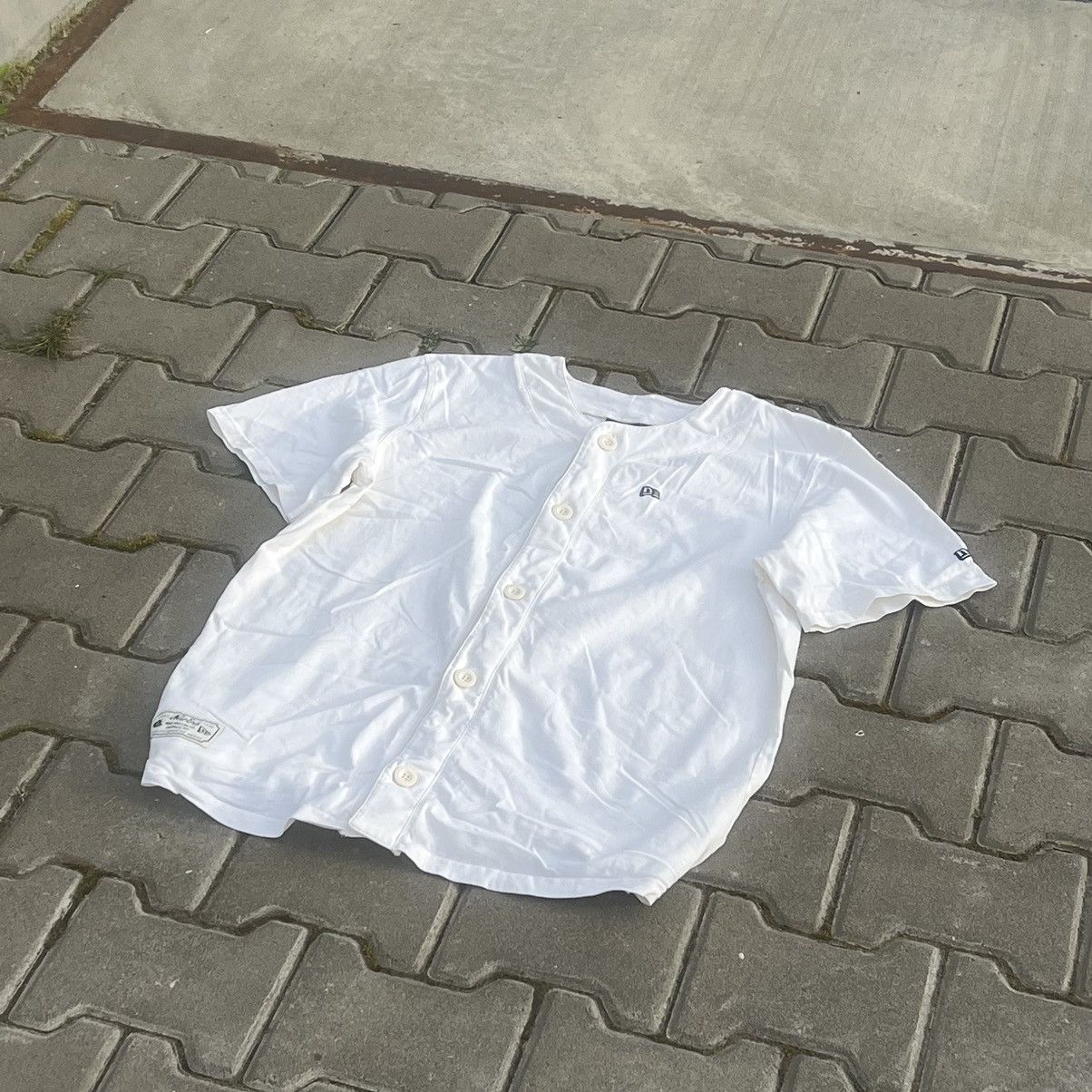 New Era × Vintage New Era Vintage Rare Jersey Button T-Shirt Size US L / EU 52-54 / 3 - 1 Thumbnail