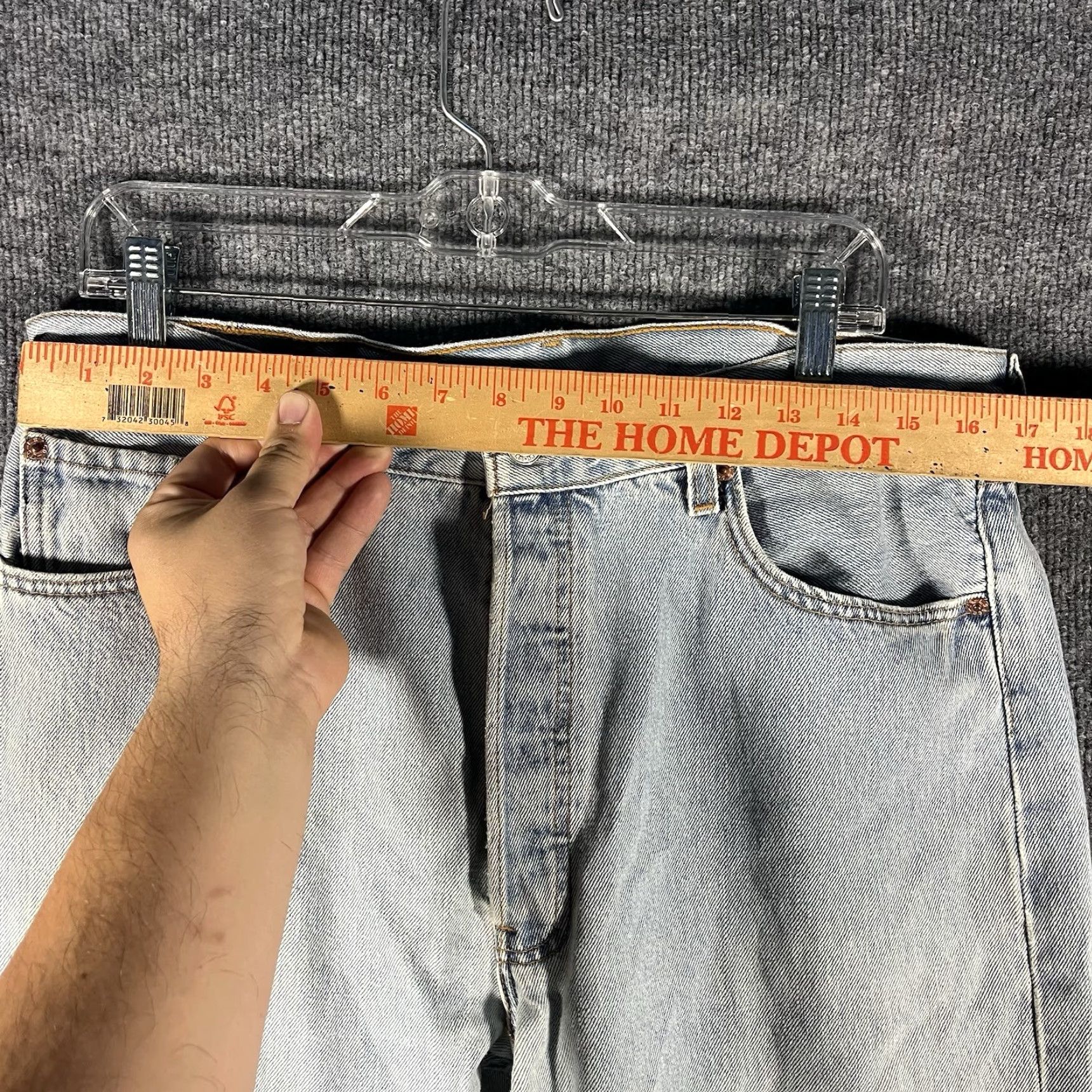 Levi's VINTAGE Levi's 501 Jeans USA 36x30 Light Wash 1998 1997 90s Distressed? No Fest? (But must only use original words) Size US 36 / EU 52 - 2 Thumbnail