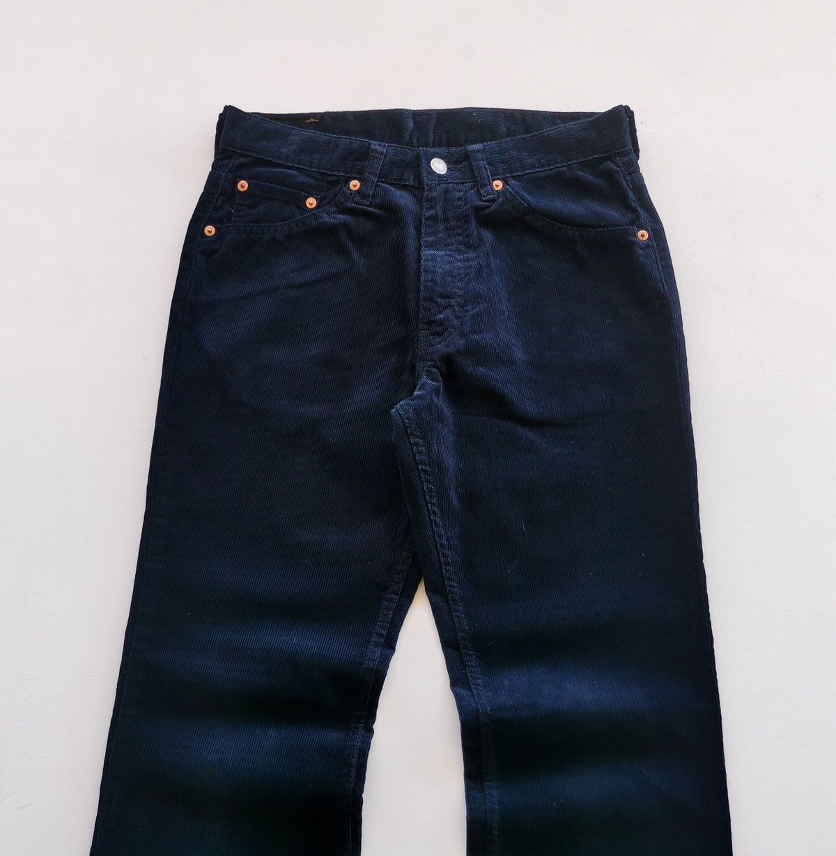 Levi's Vintage Levis 537 Bootcut Flared Dark Blue Corduroy Jeans Size US 30 / EU 46 - 2 Thumbnail