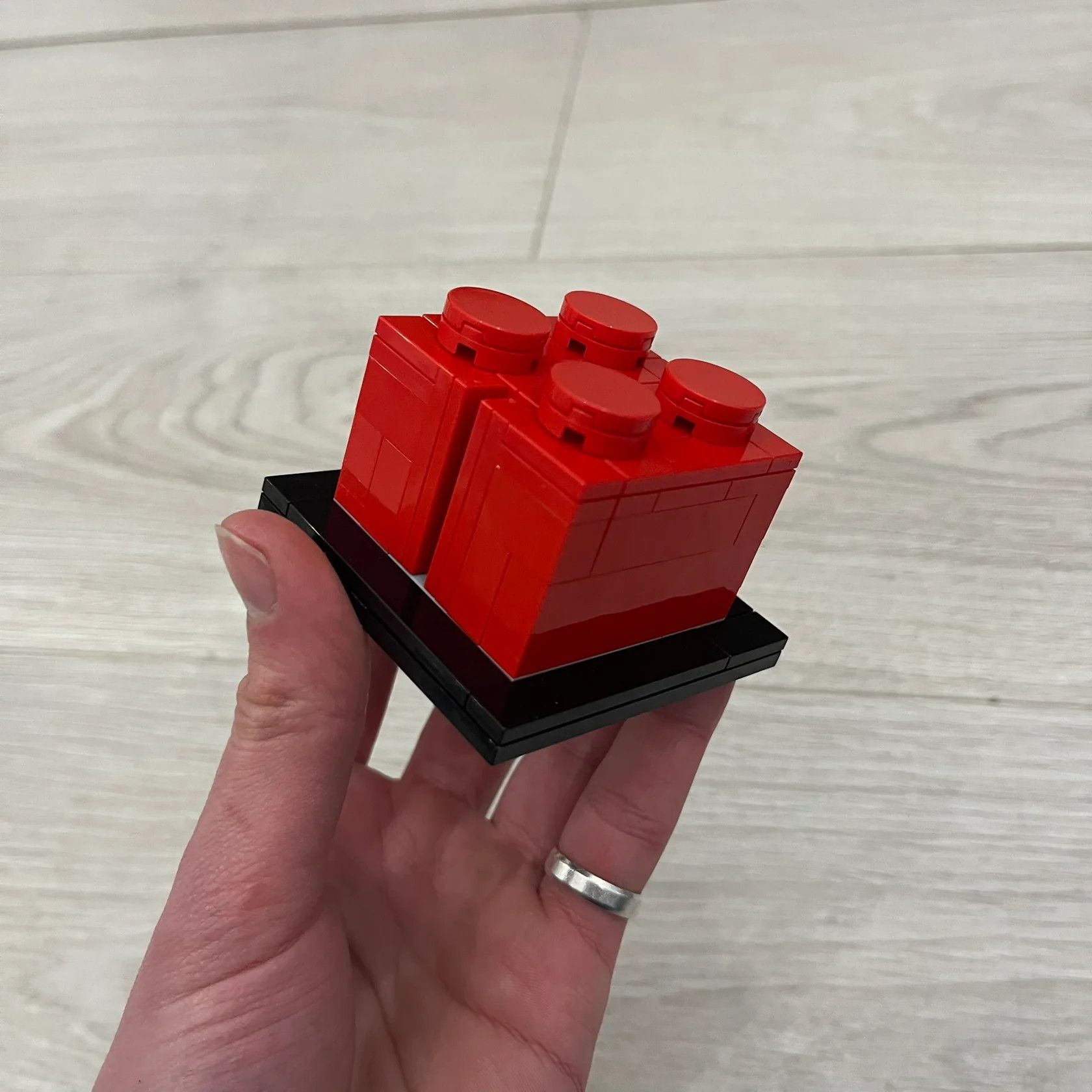 LEGO LEGO 2x2 Red Brick M&T 6508941 Size ONE SIZE - 2 Thumbnail