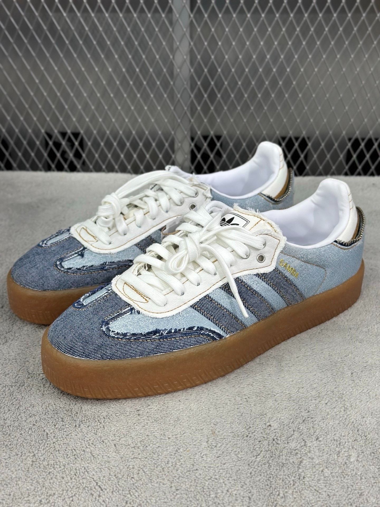 Adidas Adidas Blue Lowtop Sneakers 43 Men Size US 10 / EU 43 - 1 Thumbnail