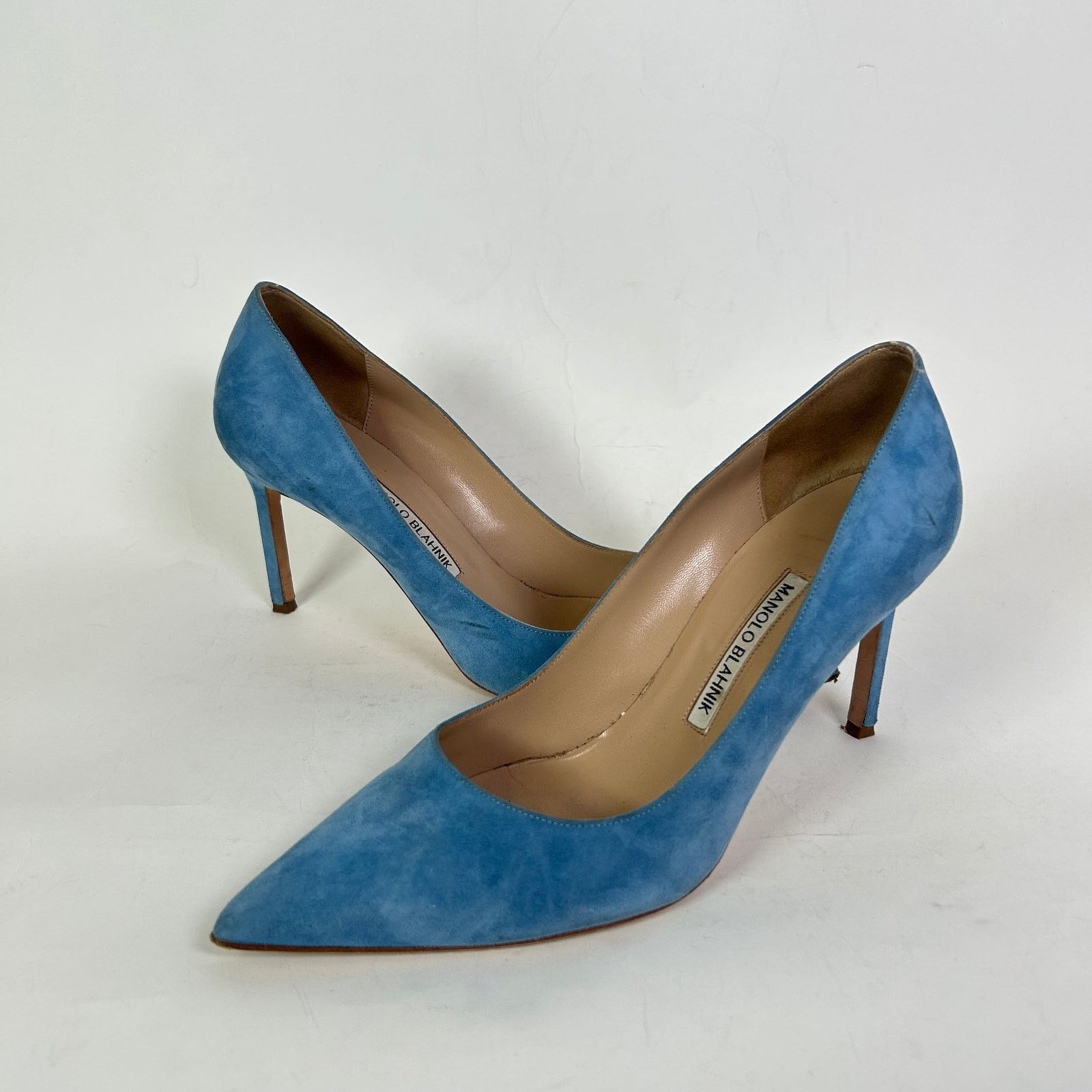 Manolo Blahnik Blue Suede Pointy Toe Pumps Size 39.5
