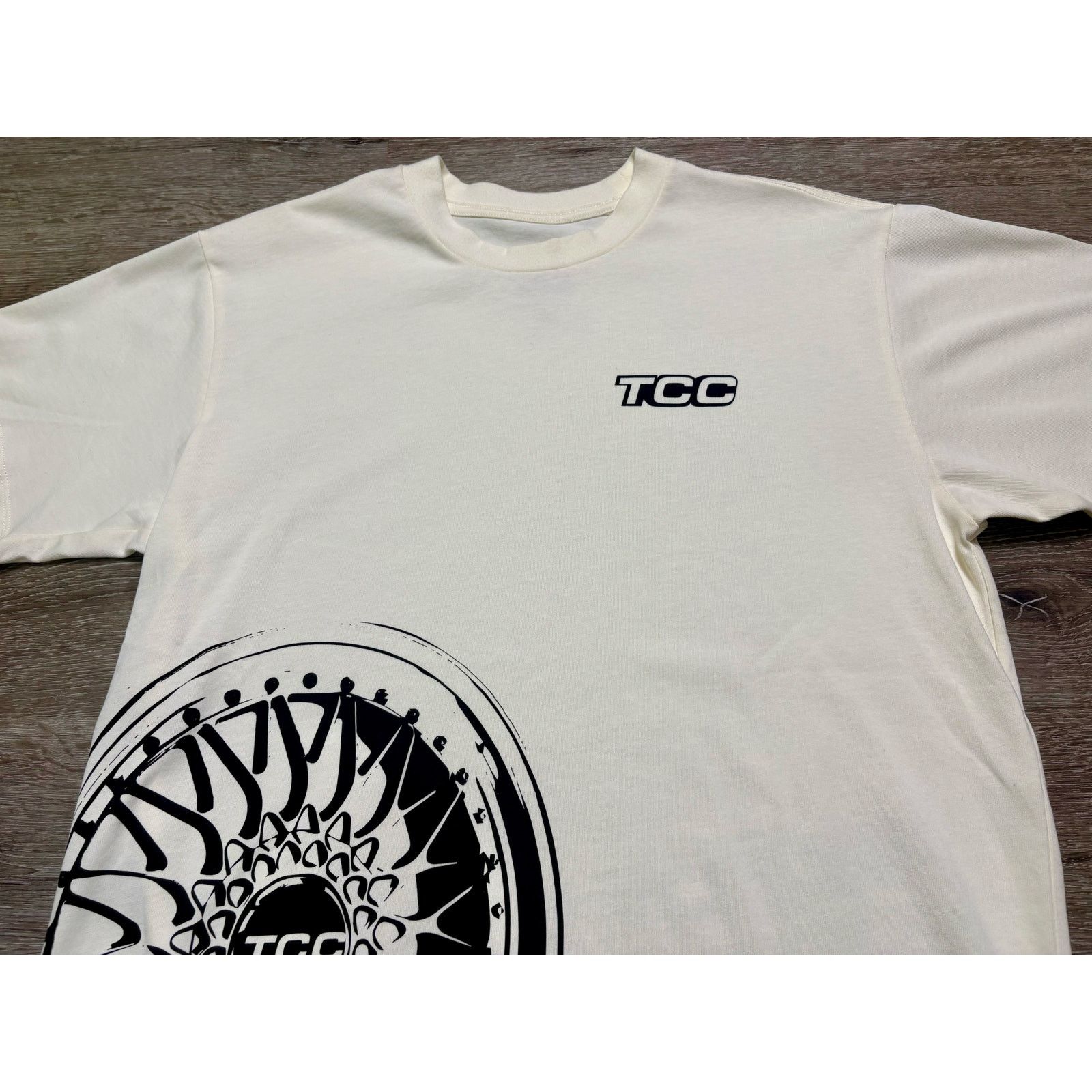 Other New! The Car Company Men's Cream 100% Cotton T-Shirt, Size S Size US S / EU 44-46 / 1 - 6 Thumbnail