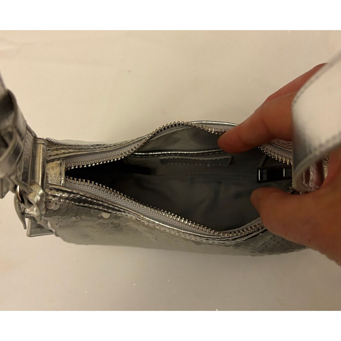 Nicole Miller NICOLE MILLER Bag Rows of Matte Silver Sequins | Purse | NWT Size ONE SIZE - 7 Thumbnail