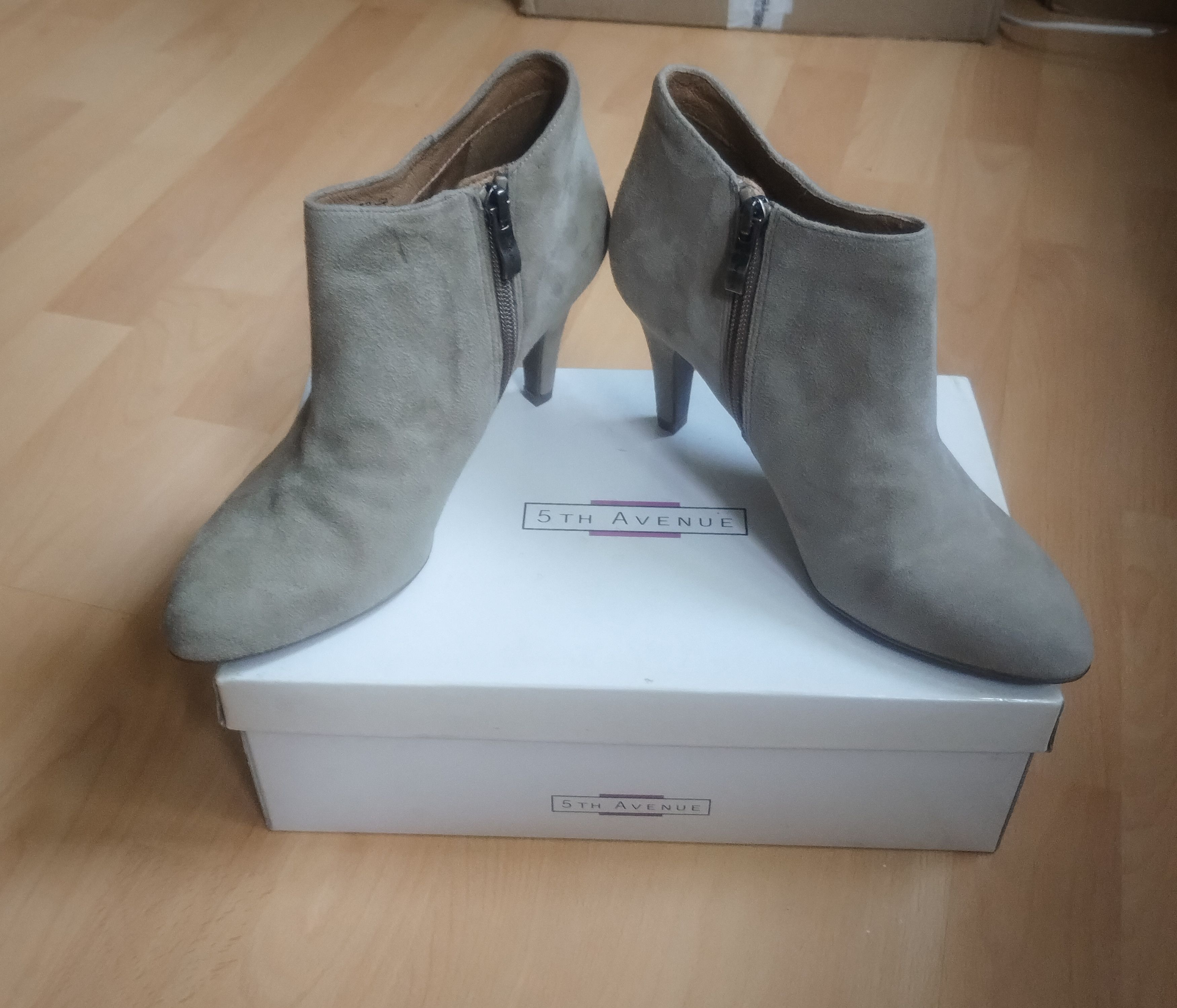 Other 5th Avenue Gray Suede Ankle booties - Size 38 Size US 7.5 / IT 37.5 - 7 Thumbnail