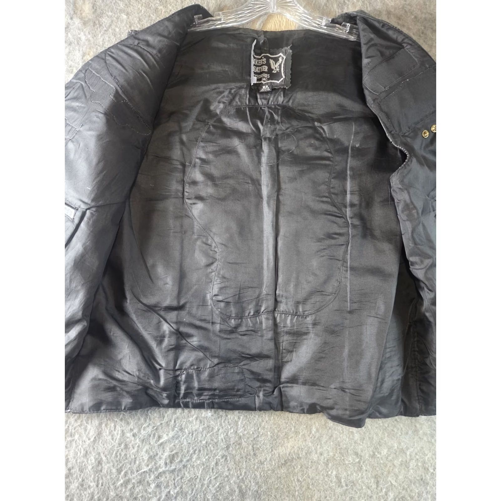 Vintage Black Leather Women's Vest XL Patches And Pins Distressed Motorcycle Jacket Biker, Classic, Steampunk - XS Size XL / US 12-14 / IT 48-50 - 3 Thumbnail