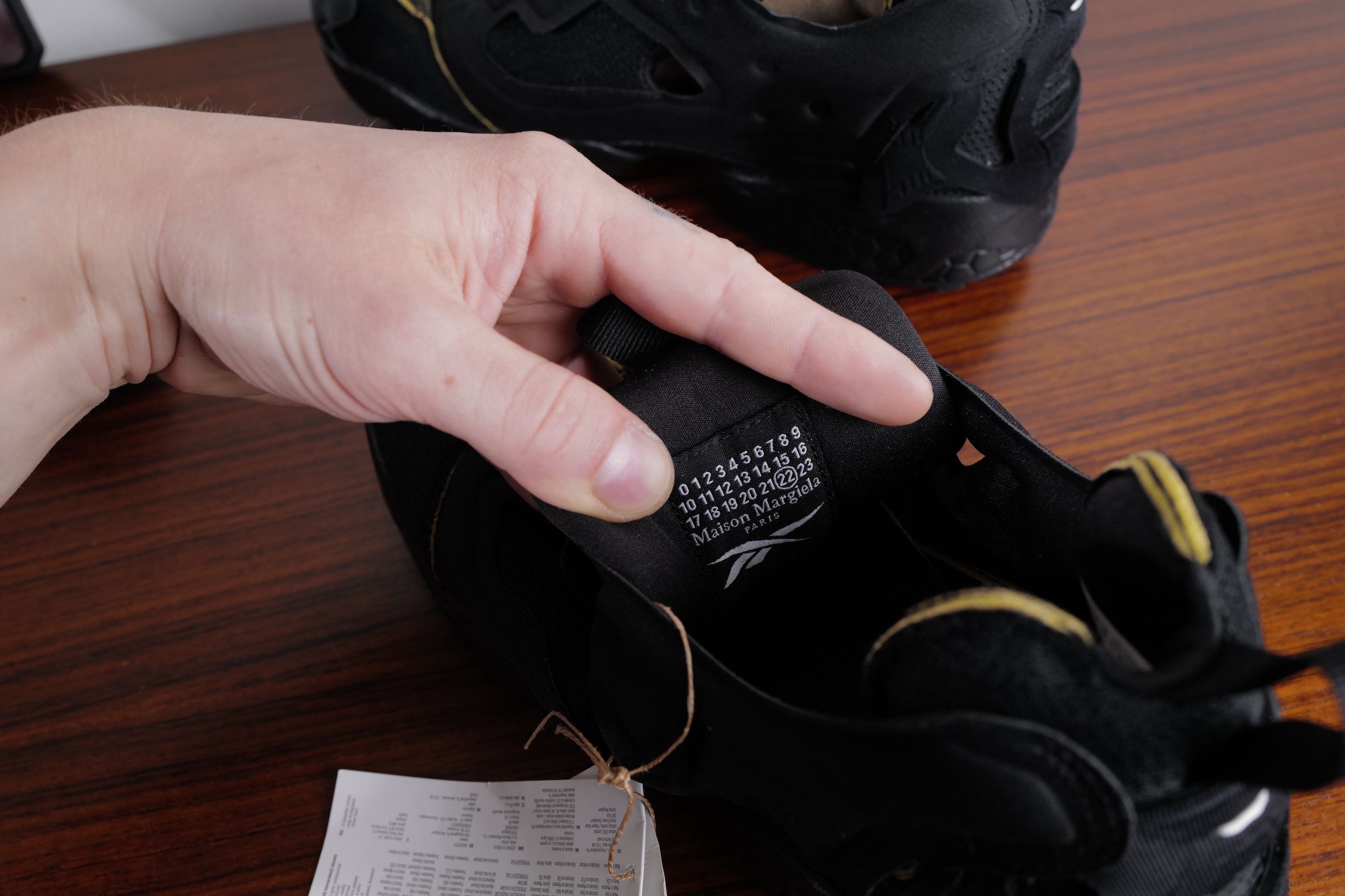 Maison Margiela × Reebok INSTA PUMP Size US 9.5 / EU 42-43 - 23 Thumbnail