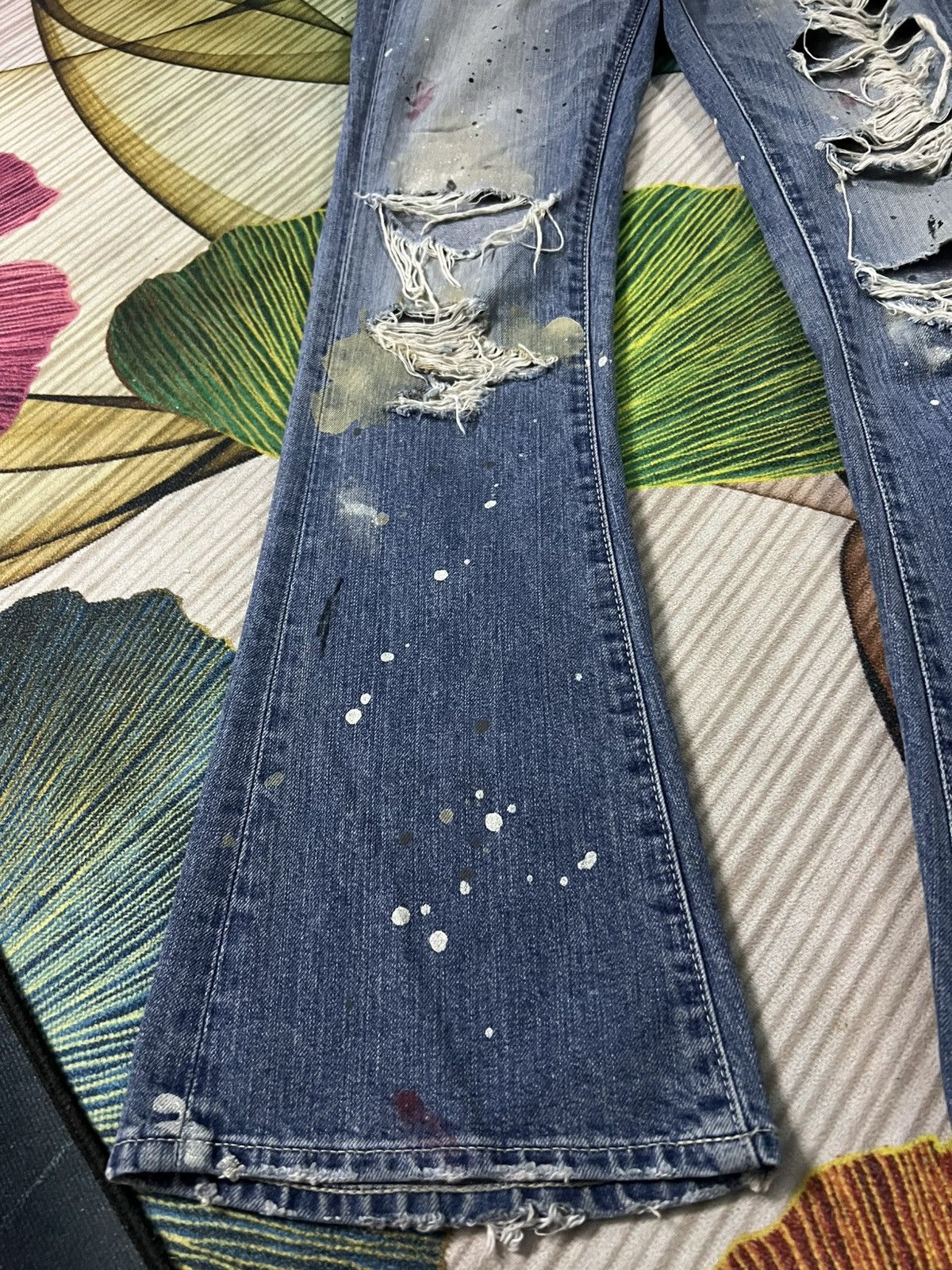 Japanese Brand 💥Flare💥Vanquish Distress Painted Flare Jean Very Rare Size US 30 / EU 46 - 4 Thumbnail