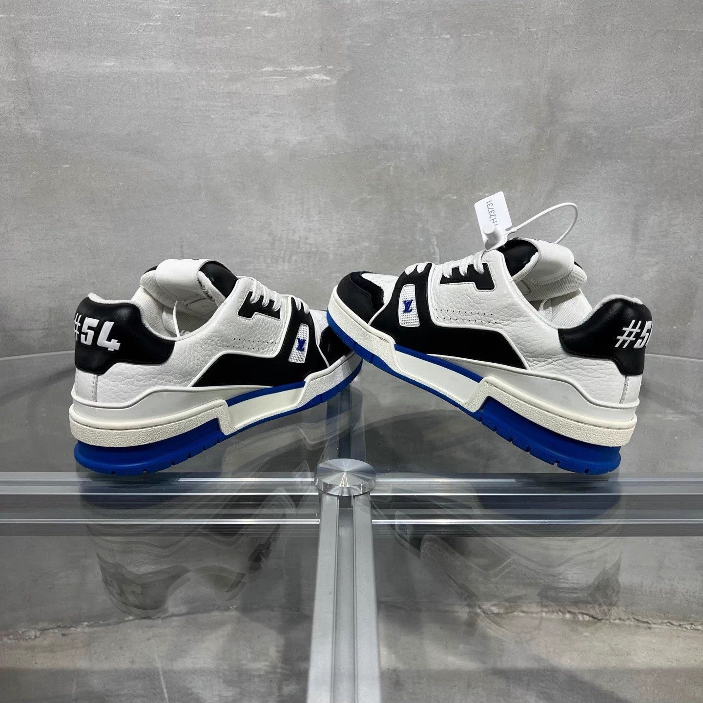 Louis Vuitton Louis Vuitton Trainer 2.0 Hiroshi Fujiwara 37 Size US 6 / IT 36 - 5 Thumbnail