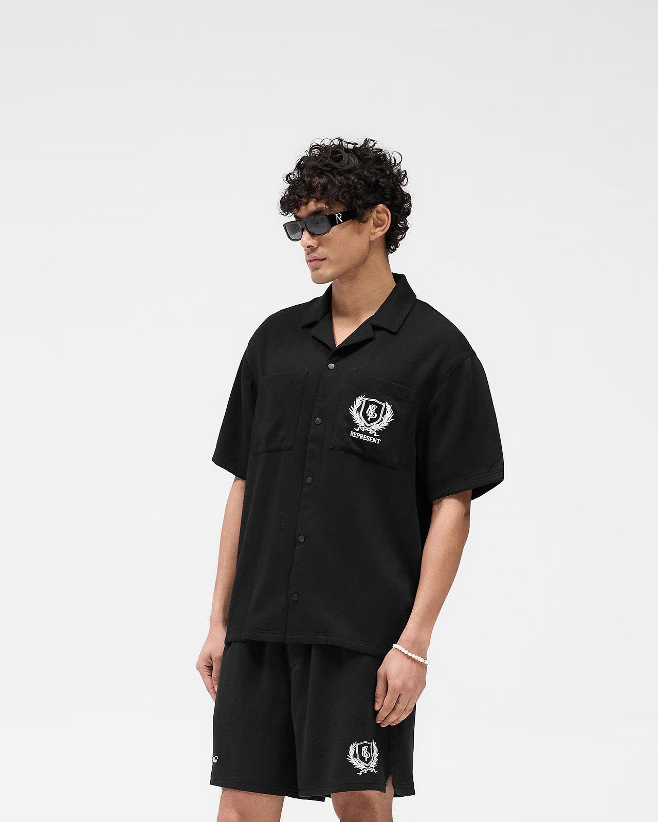 Represent Clo. o1mle1125 Crest Shirt in Black Size US S / EU 44-46 / 1 - 4 Thumbnail
