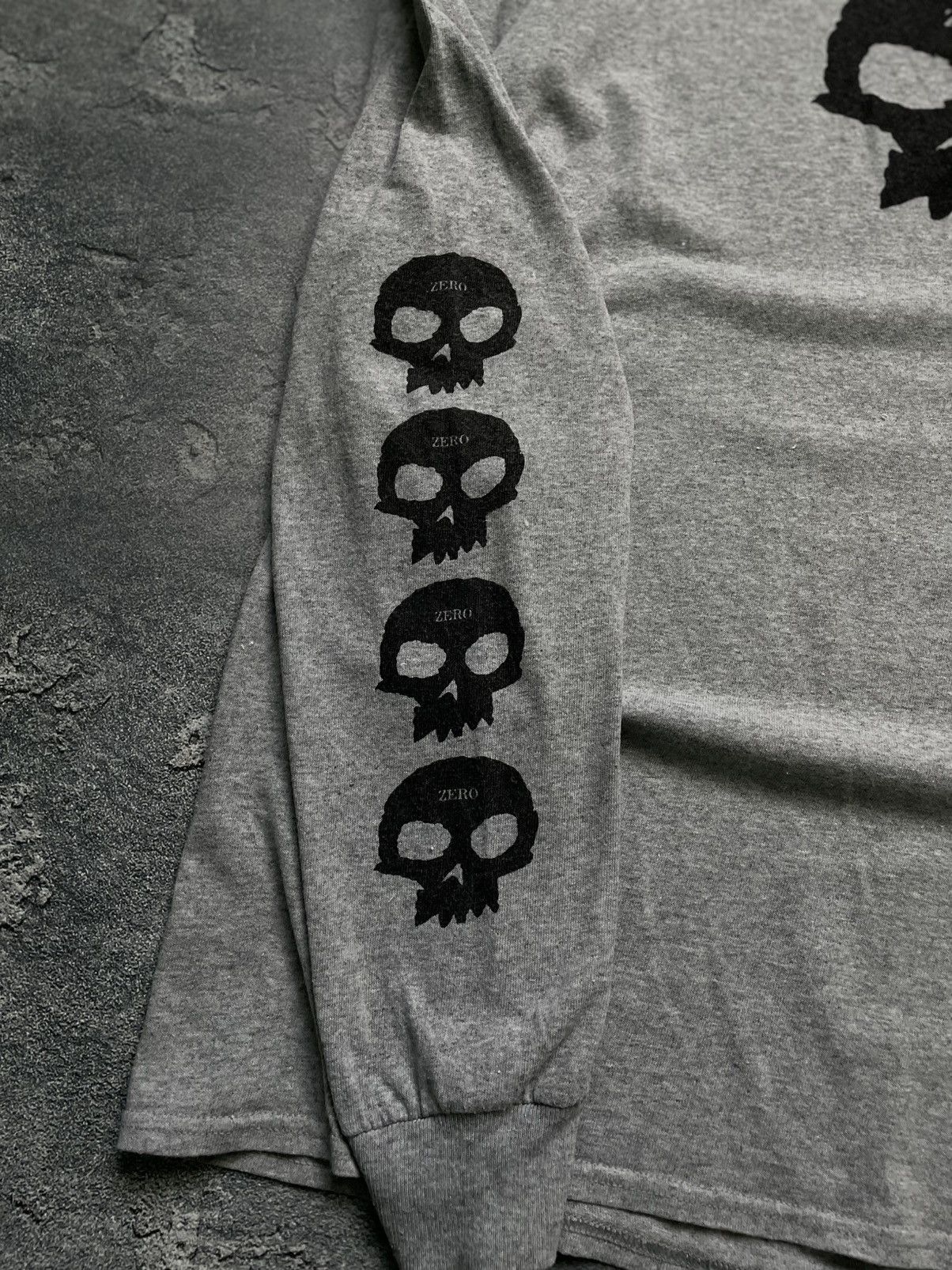 Vintage Vintage Ins wind skull Longsleeve Size US L / EU 52-54 / 3 - 4 Thumbnail