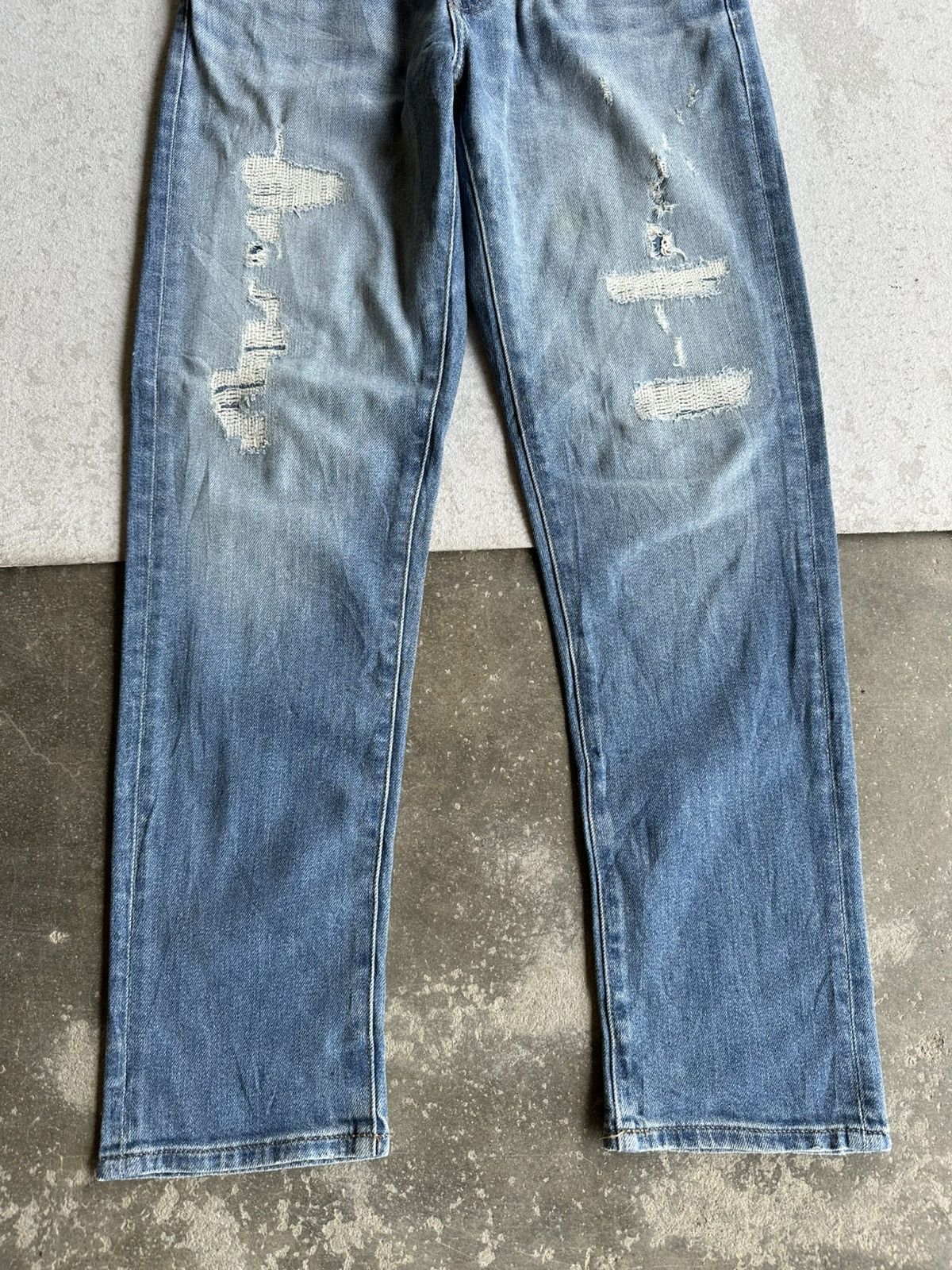 Uniqlo 🍁SEND OFFERS🍁SICKSS 🔥 UNIQLO Japan Distressed Denim Pants Size US 30 / EU 46 - 11 Thumbnail