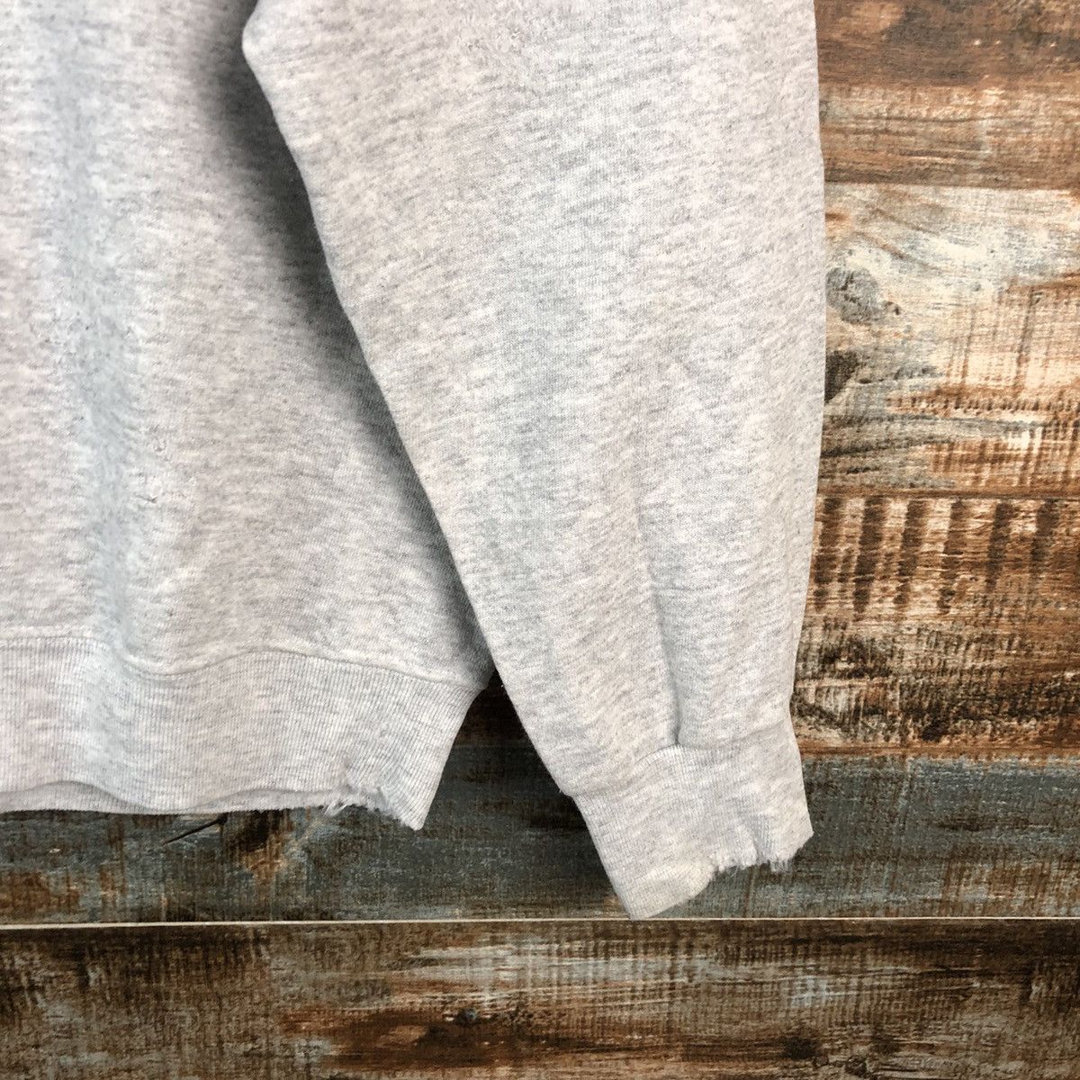 Tultex Tultex vintage ripped plain Sweatshirt #A2499 Size US M / EU 48-50 / 2 - 16 Thumbnail