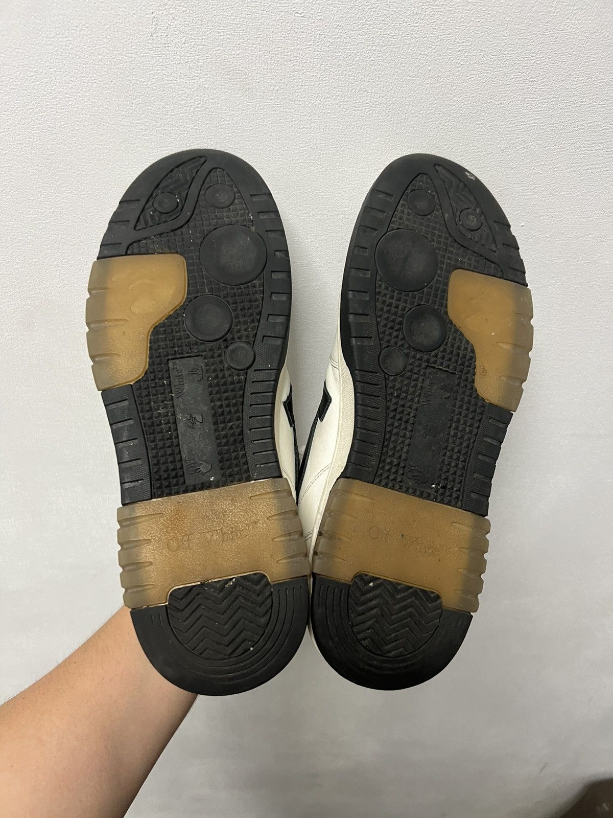 Off-White Off-White Out Of Office Shoes Size US 11 / EU 44 - 9 Thumbnail