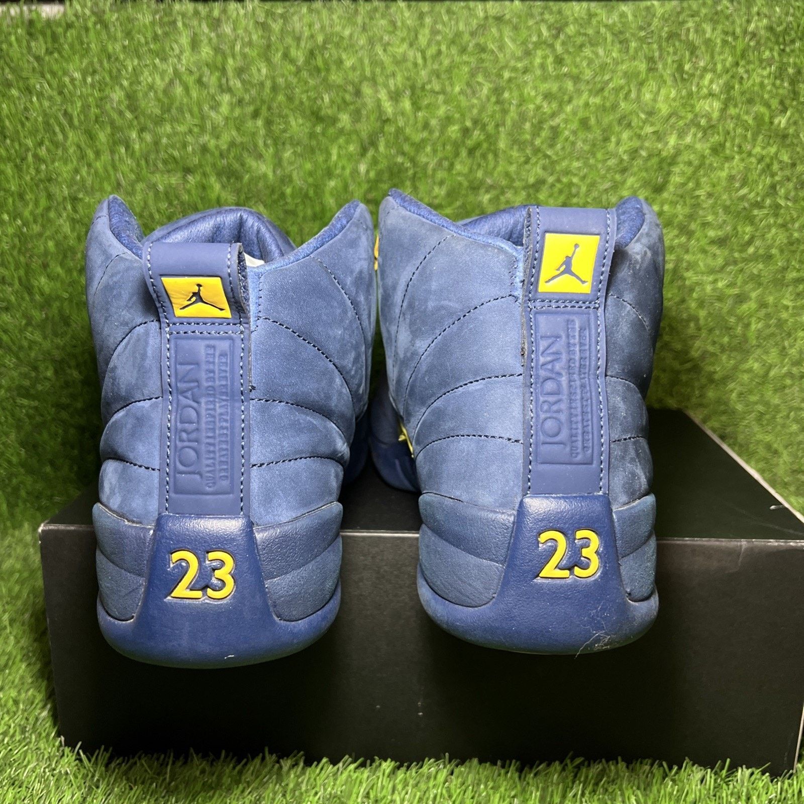 Nike Size 11.5 - Air Jordan 12 Retro Michigan Size US 11.5 / EU 44-45 - 4 Thumbnail