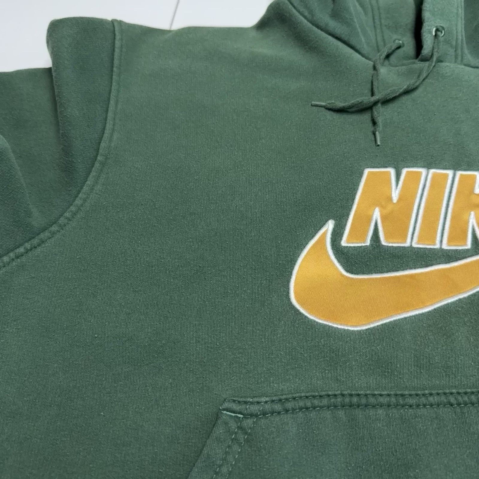 Nike Vintage Y2K Nike Embroidered Logo Hoodie Pullover Mens Large Size US L / EU 52-54 / 3 - 4 Thumbnail