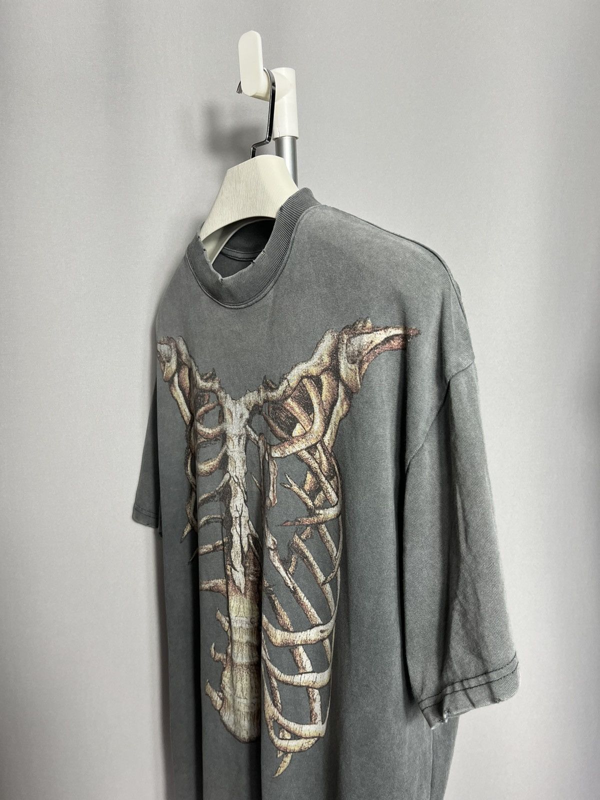 Represent Clo. Represent Bones Vintage Grey Tee Skeleton Graphic Mens Size US M / EU 48-50 / 2 - 6 Thumbnail