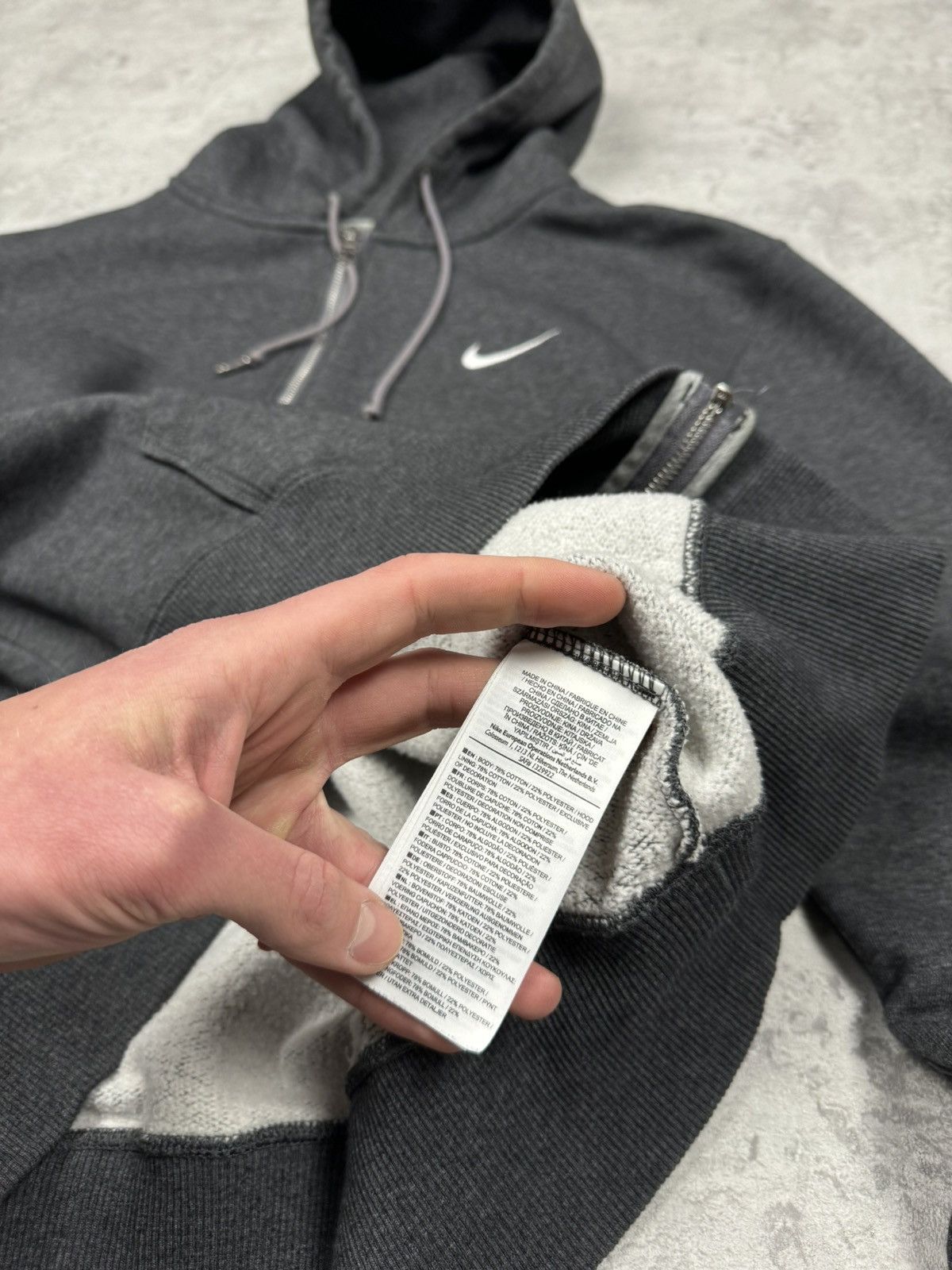 Nike Vintage Nike Y2K Gray Zip Hoodie Size L Size US L / EU 52-54 / 3 - 12 Thumbnail