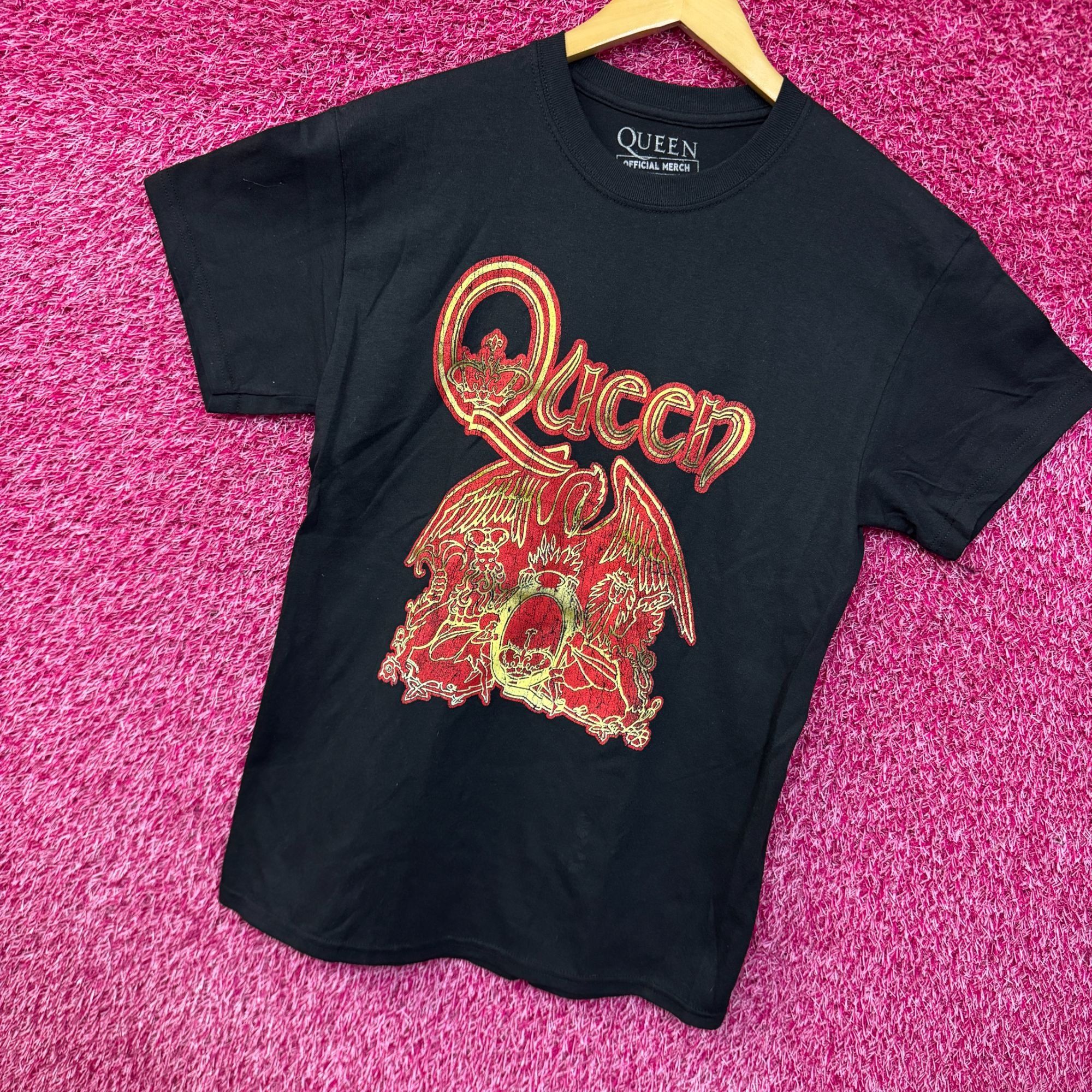 Band Tees Queen A Night at the Opera Album Zodiac Crest Art Band Tee M Size US M / EU 48-50 / 2 - 3 Thumbnail