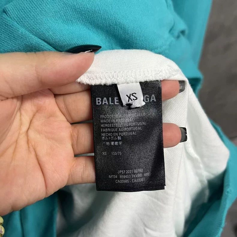 Balenciaga Balenciaga Sky blue monogrammed ripped hoodie 2505-Nextarro Size US XS / EU 42 / 0 - 4 Thumbnail