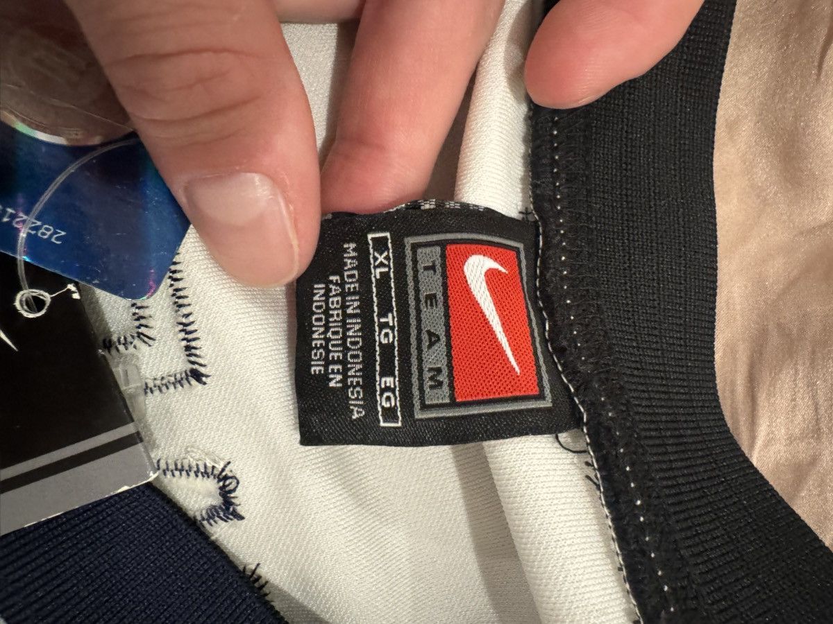 Nike Wade college jersey Size US XL / EU 56 / 4 - 6 Thumbnail
