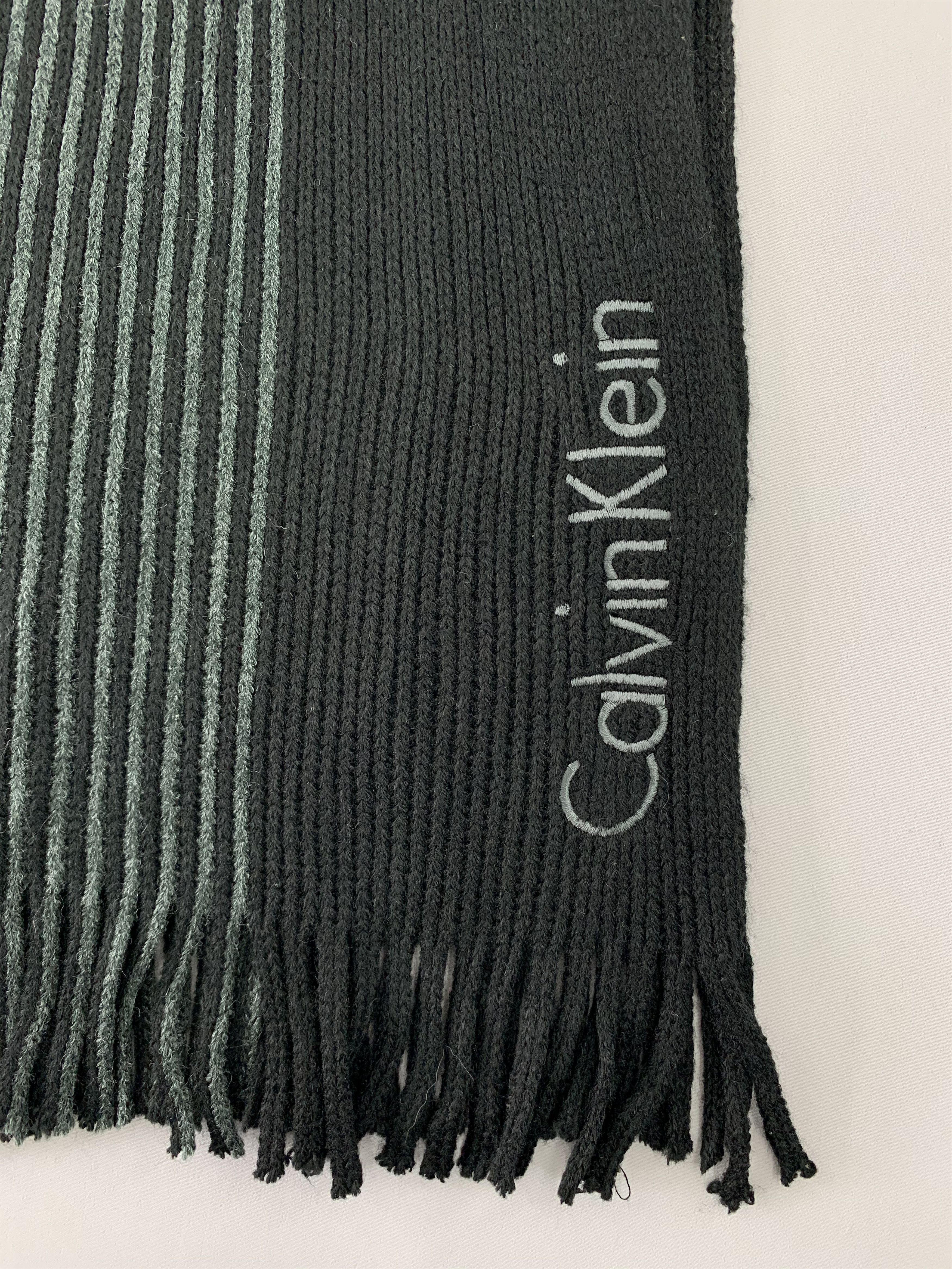 Calvin Klein Calvin Klein Scarf Wool Muffler Neck Wrap BL4145 Size ONE SIZE - 2 Thumbnail