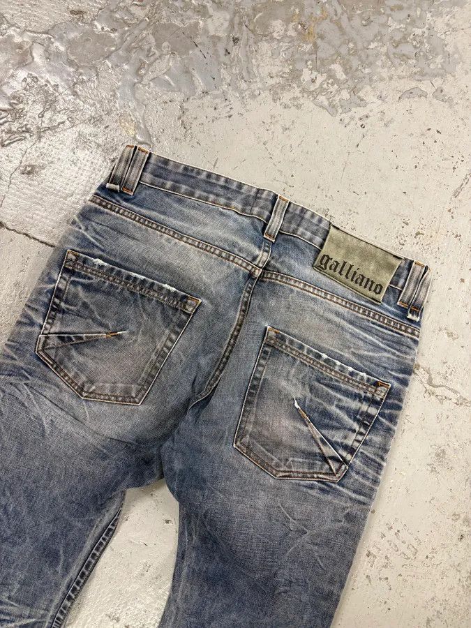 John Galliano AW2011 Galliano Blue Denim Distressed Jeans Size US 31 - 8 Thumbnail