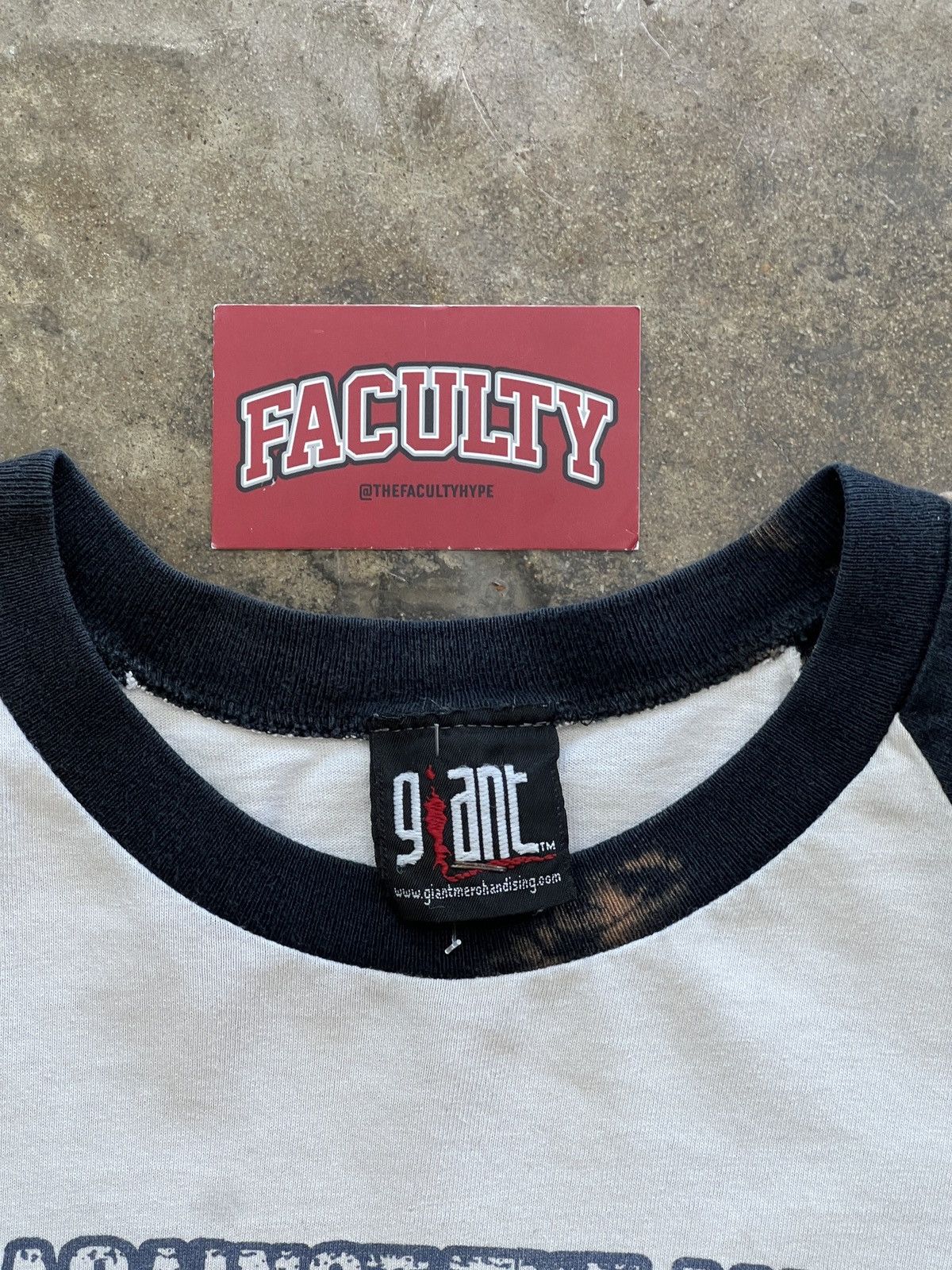Band Tees Vintage 1996 Rage Aganist the Machine Evil Empire Tee XL Size US XL / EU 56 / 4 - 3 Thumbnail