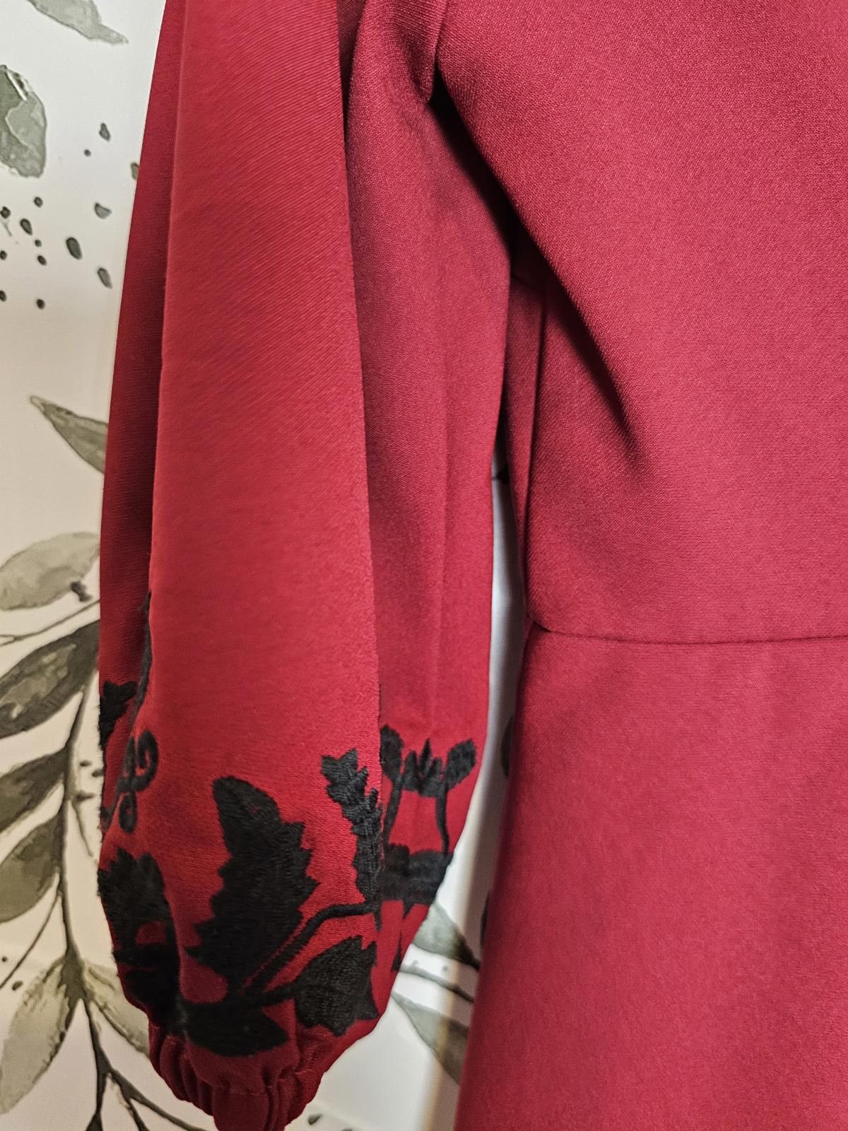 Other Foxiedox Anthropologie Dress Red Womens Size S Embroidered Size XS / US 0-2 / IT 36-38 - 5 Thumbnail
