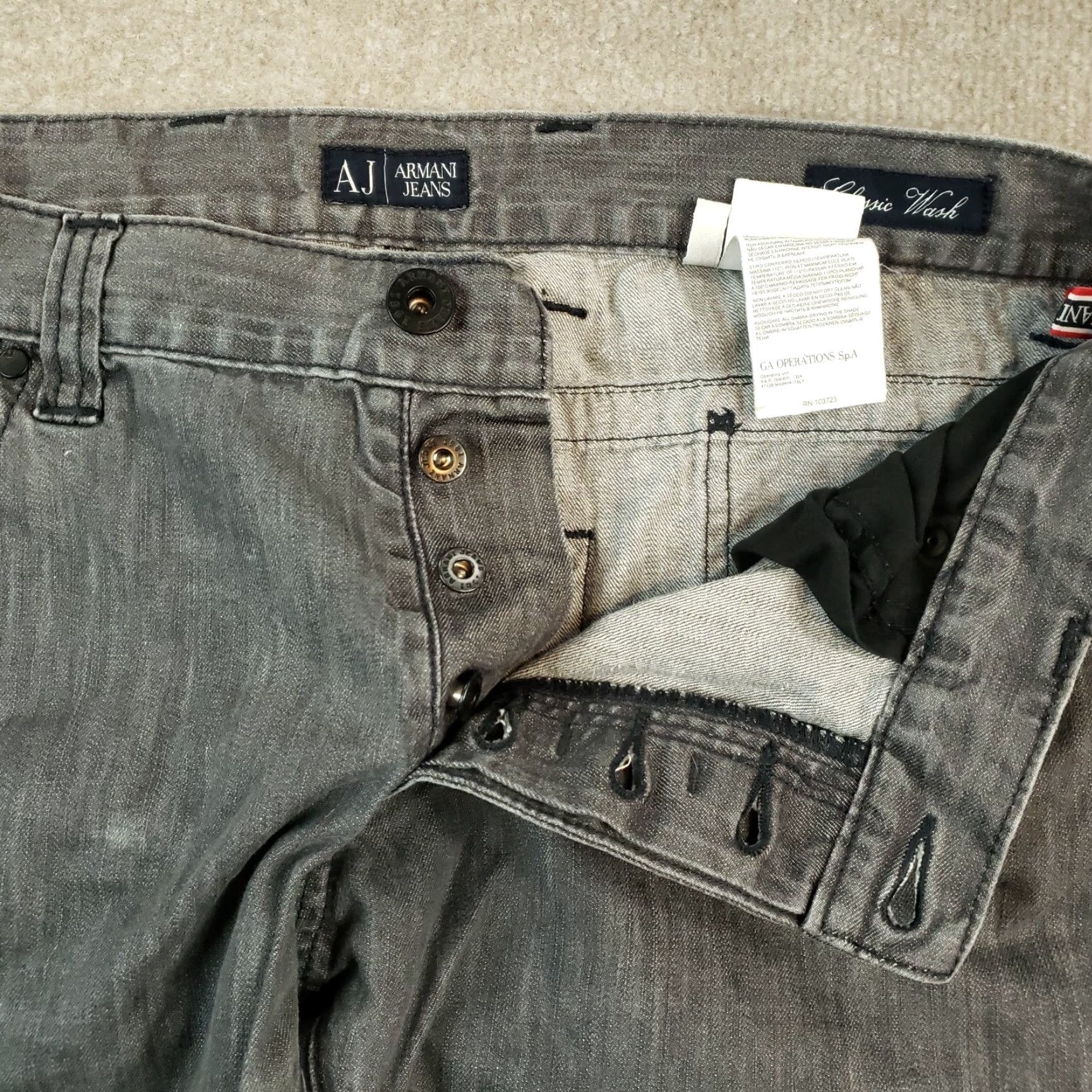 Vintage Armani Jeans Gray Denim Jeans 35x28 Classic Fit Straight Leg Mens Size US 35 - 6 Thumbnail