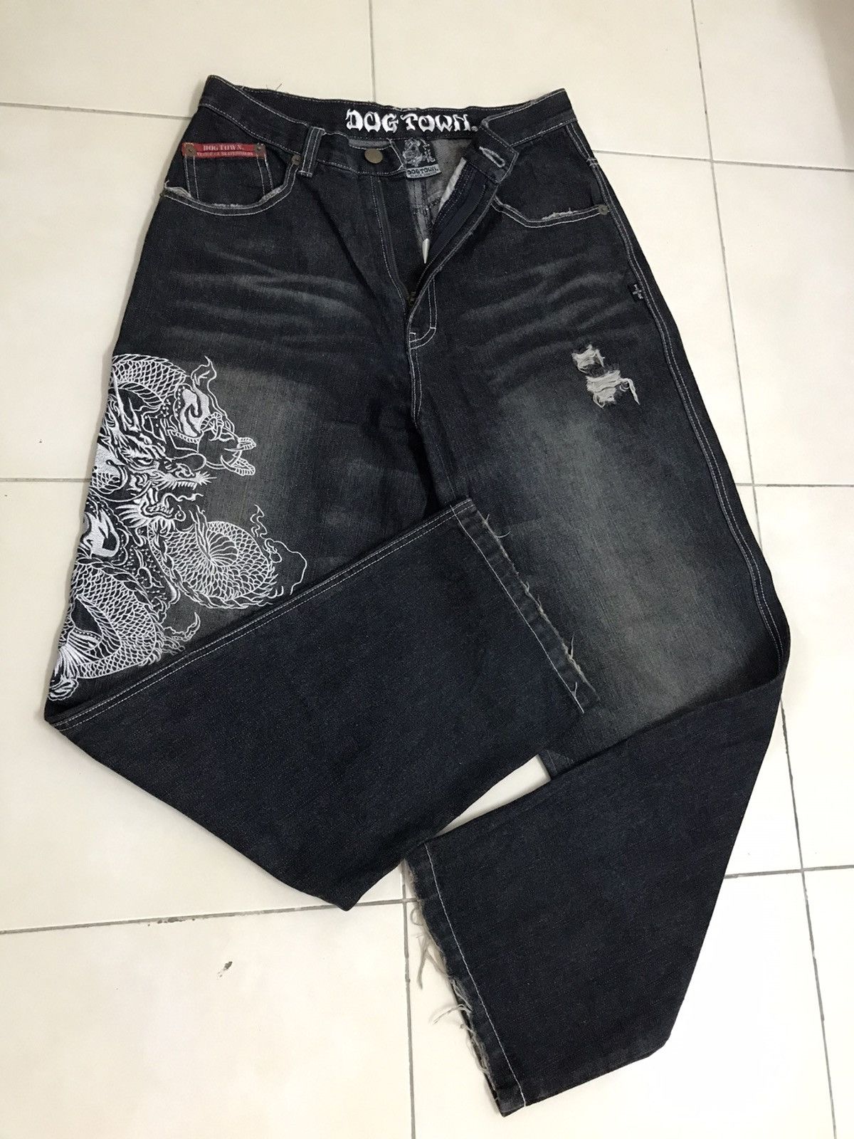 Dogtown Rare Dogtown Black dragon baggy jeans Size US 32 / EU 48 - 10 Thumbnail