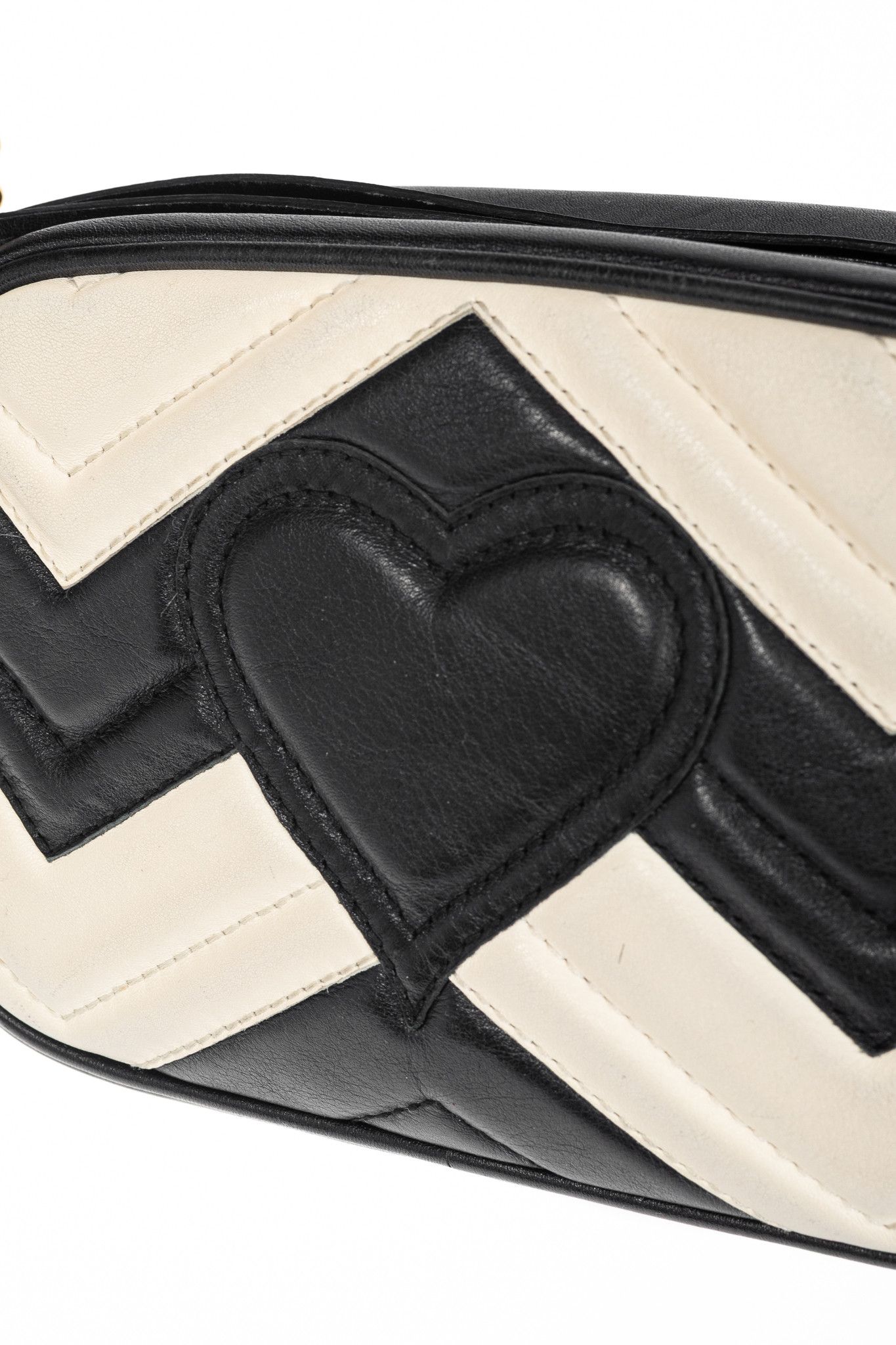 Gucci Gucci GG Marmont Black & Creme Chevron Mini Camera Bag Size ONE SIZE - 9 Thumbnail