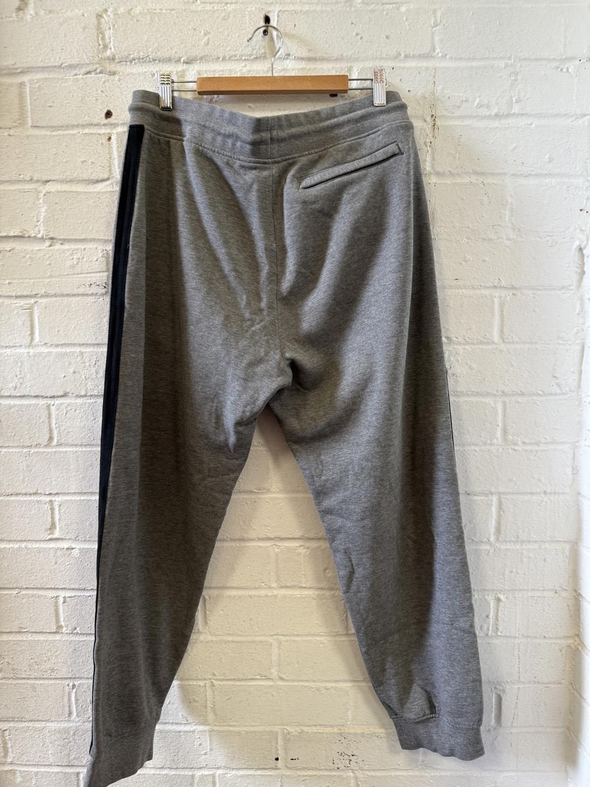 Lonsdale Lonsdale London Men's Grey Sweatpants with Black Stripes Size US 32 / EU 48 - 5 Thumbnail