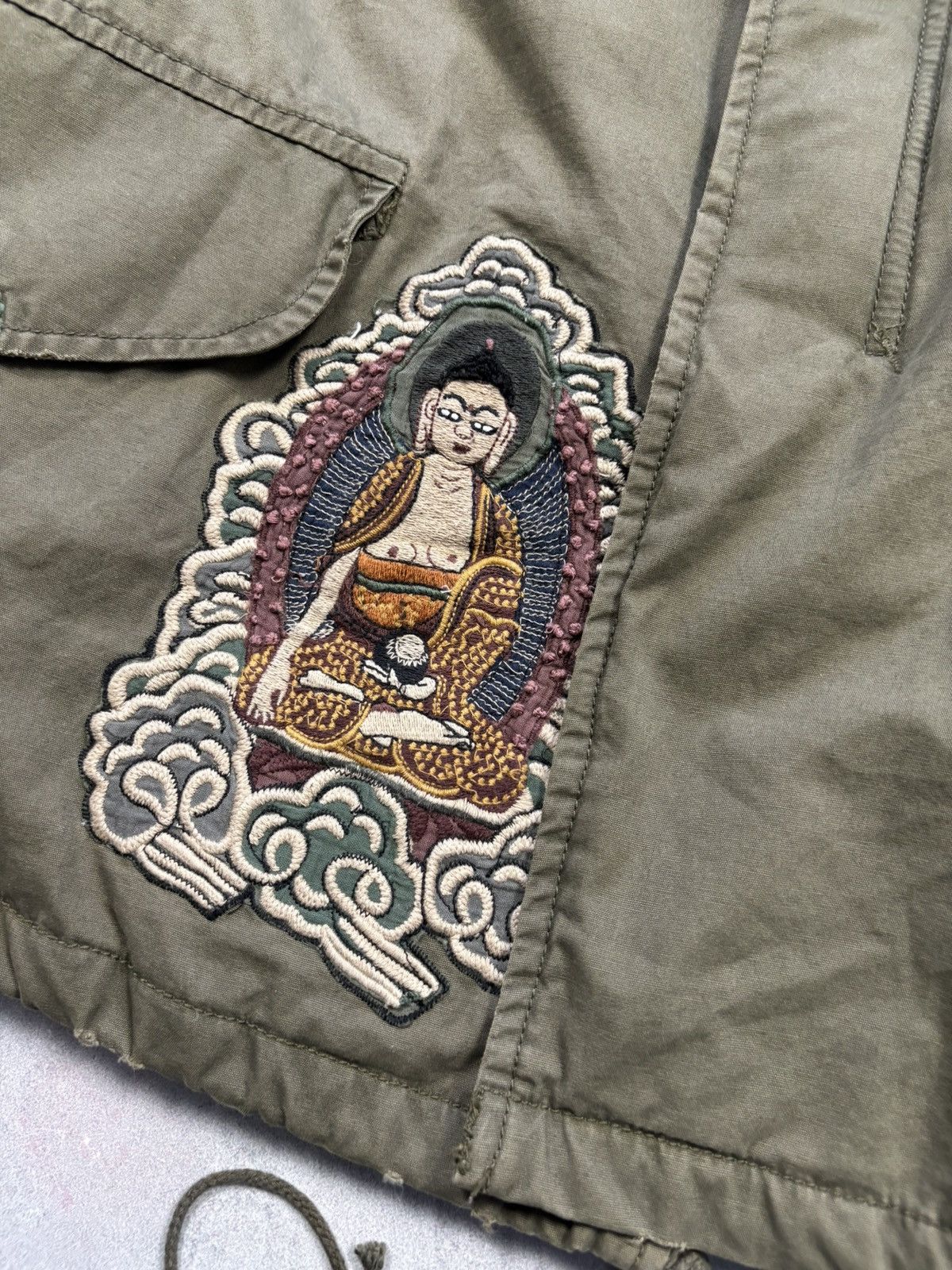 Vintage Vintage Royal Buddha Military Embroidered Jacket U.S Army Size US S / EU 44-46 / 1 - 15 Thumbnail