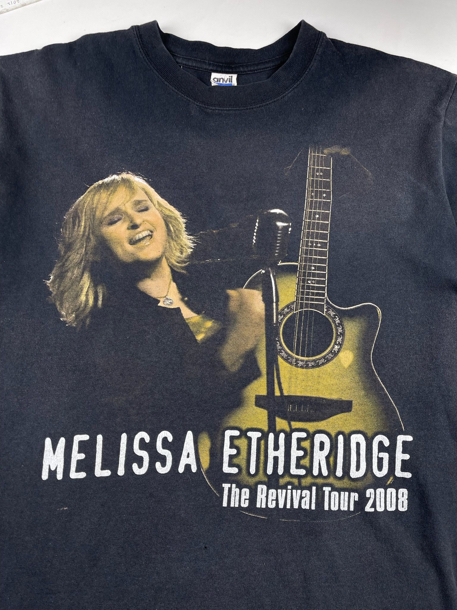 Band Tees Vintage Melissa etheridge tee tour tShirt 2008 Size US L / EU 52-54 / 3 - 5 Thumbnail