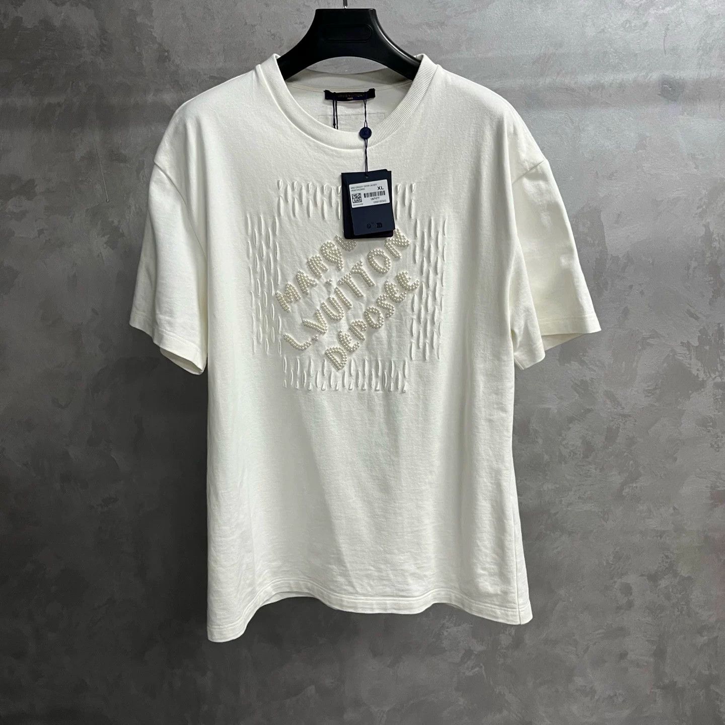 Louis Vuitton Louis Vuitton Embroidered White Hoodie XL Men Size US XL / EU 56 / 4 - 1 Thumbnail