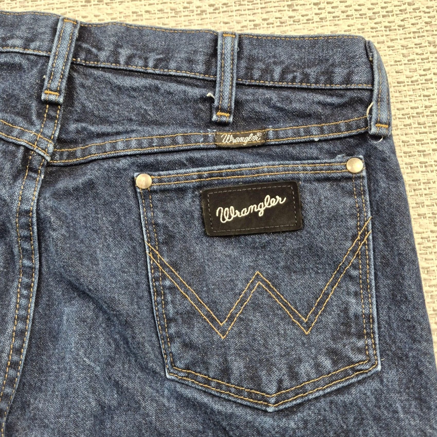 Wrangler Wrangler Jeans Mens 34x30 Blue Regular Fit Straight Leg Denim Black Label Logo 5-Pocket Wrangler 13MSEDD Mens Jeans Blue Regular Fit 34x30 Size US 34 / EU 50 - 4 Thumbnail
