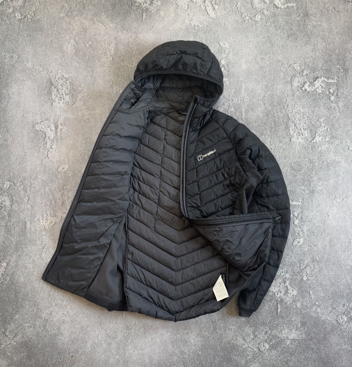 Berghaus Berghaus M zip down jacket hooded quilted light coat outdoor Size US M / EU 48-50 / 2 - 11 Thumbnail
