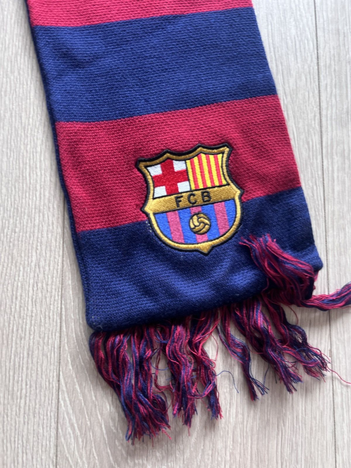 Nike × Vintage Vintage Nike Barcelona F.C. Scarf Soccer Futbol club fan Size ONE SIZE - 4 Thumbnail