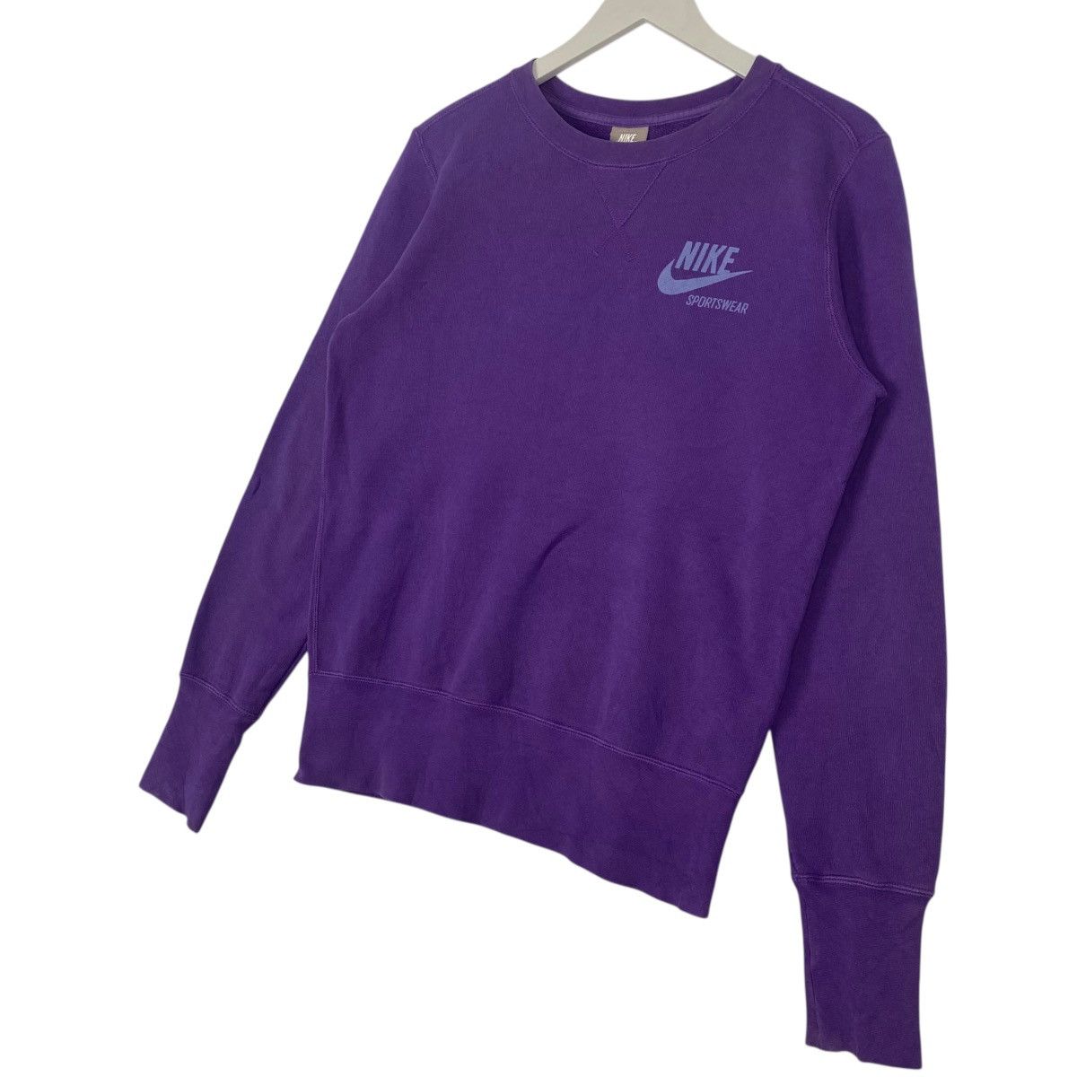 Other Vintage Nike Sportswear Crewneck Sweatshirt Purple Size US M / EU 48-50 / 2 - 2 Thumbnail