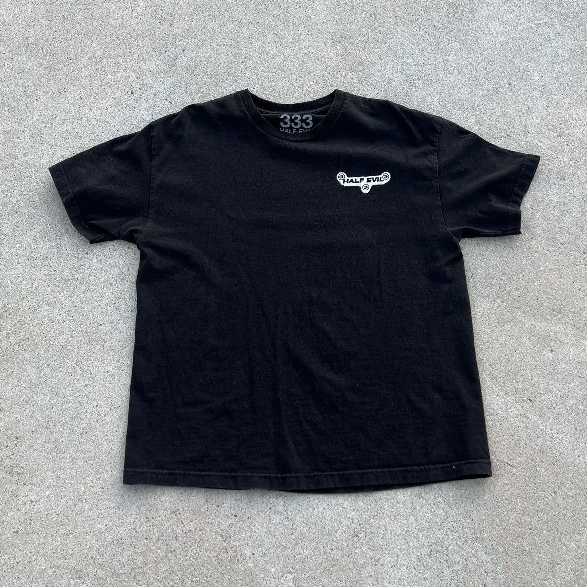 Half Evil HALF EVIL TRIPLE SHOT 333 TEE Size US XL / EU 56 / 4 - 1 Preview