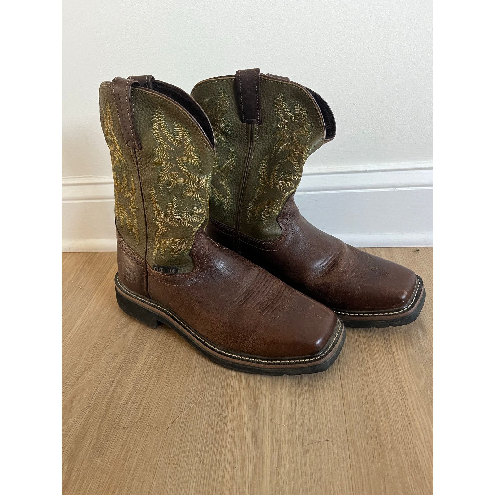 Justin Justin Men's Brown &Green Steel Toe Leather . Size 10.5 EE Size US 10.5 / EU 43-44 - 2 Thumbnail