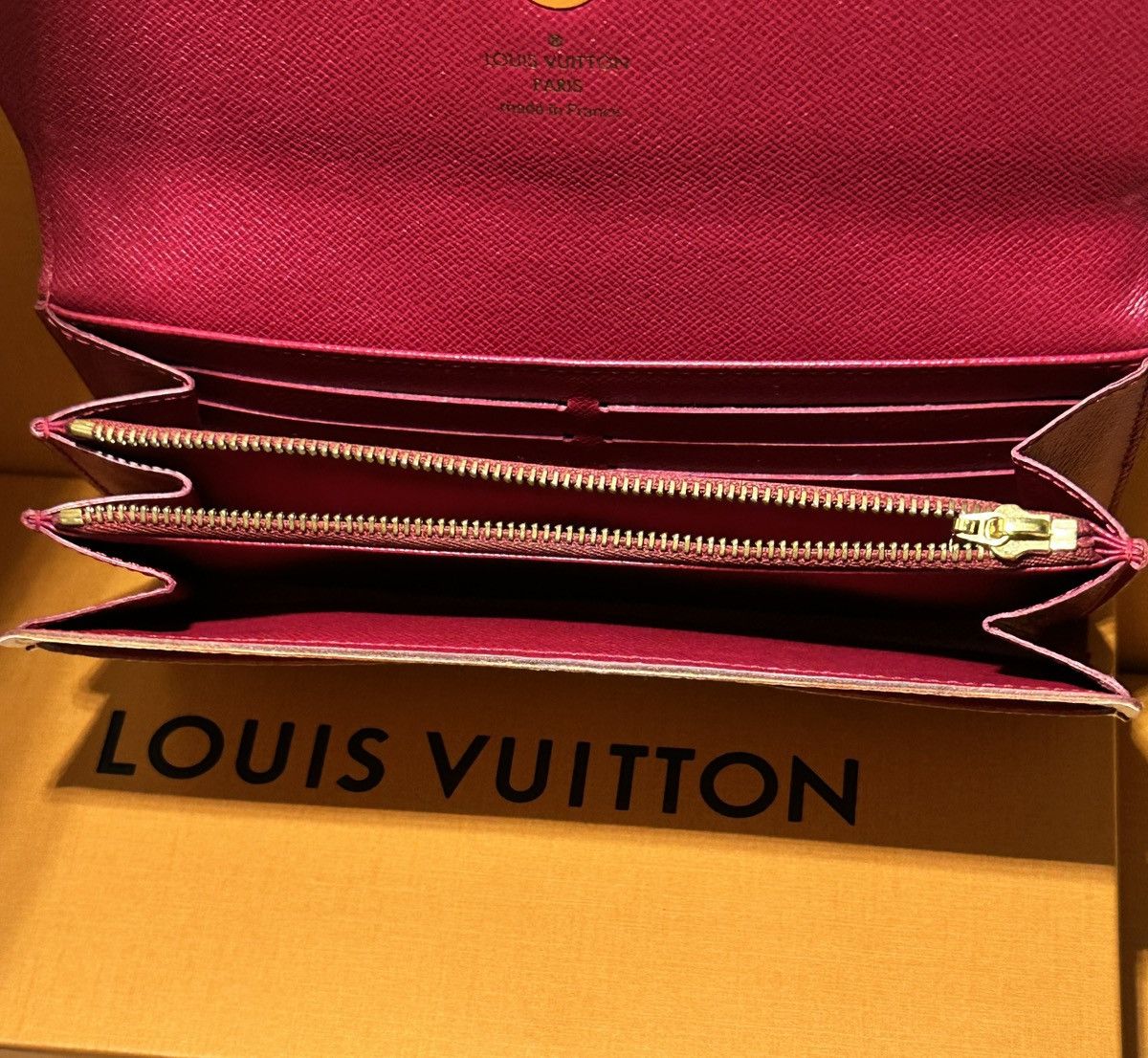 Louis Vuitton Louis Vuitton monogram Sarah long bifold wallet Size ONE SIZE - 7 Thumbnail