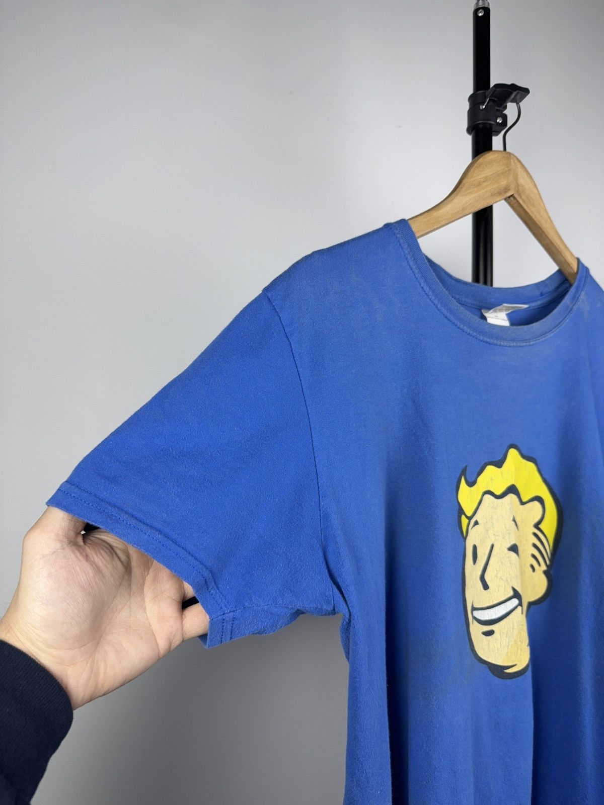 Playstation × The Game × Vintage Vintage 2000s Fallout 4 PROMO Logo Gaming Faded T Shirt Size US L / EU 52-54 / 3 - 4 Thumbnail