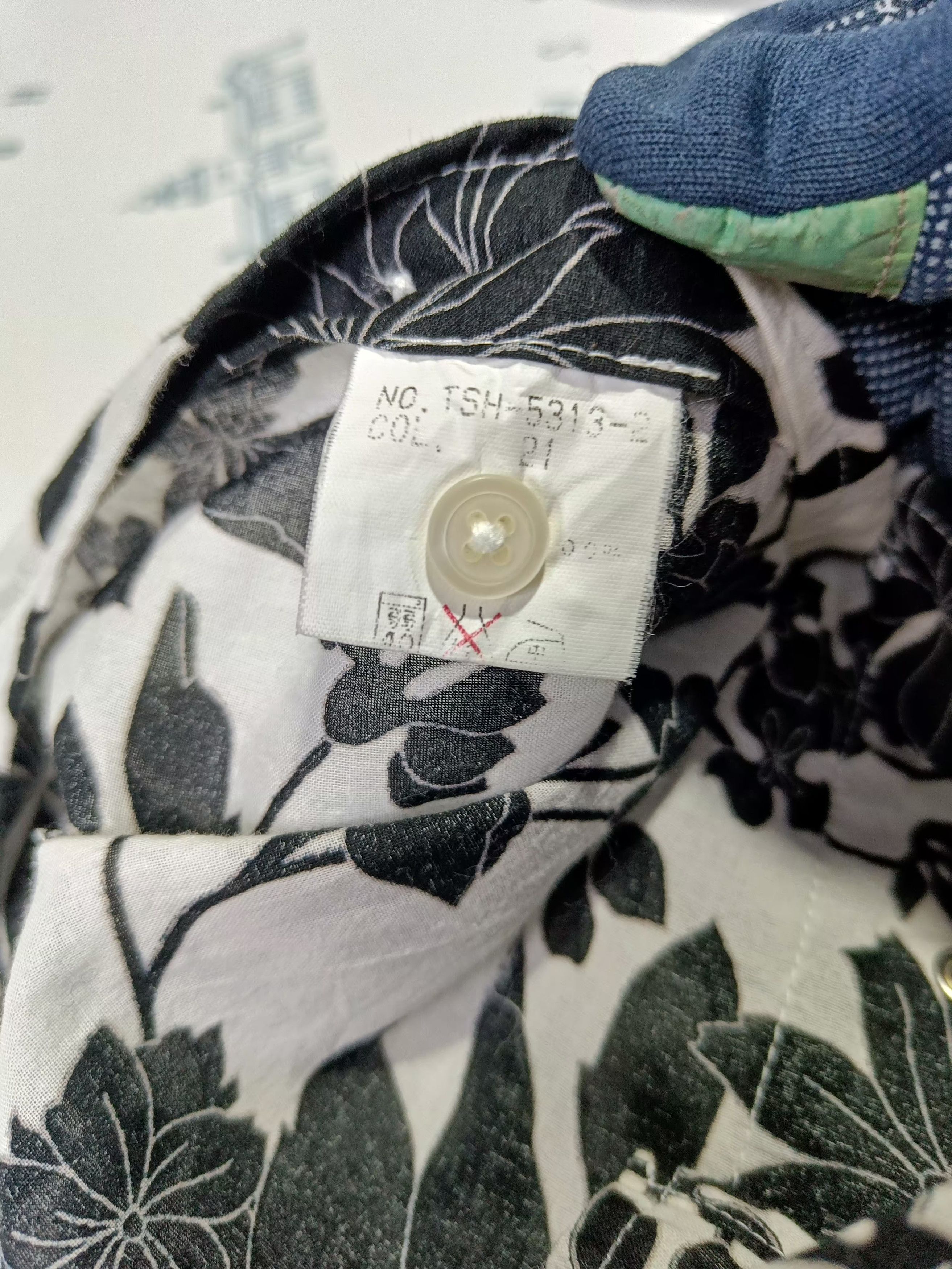 Tornado Mart Tornado Mart Side Laces Floral Printed Hawaiian Shirt Size L / US 10 / IT 46 - 9 Thumbnail