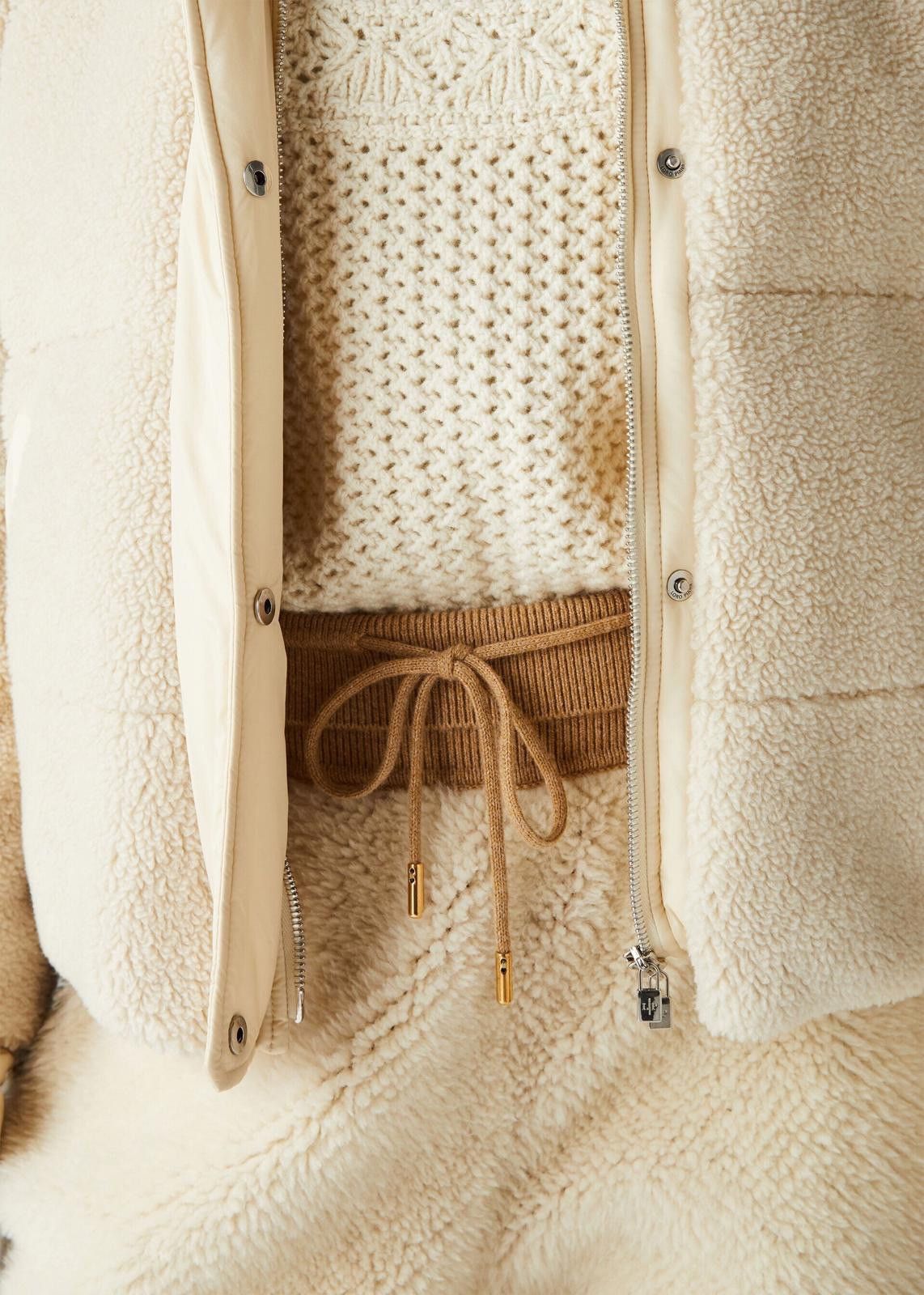 Loro Piana o1srvl11e1224 Gadiel Shearling Joggers in Ivory & Brown Size 28" / US 6 / IT 42 - 4 Thumbnail